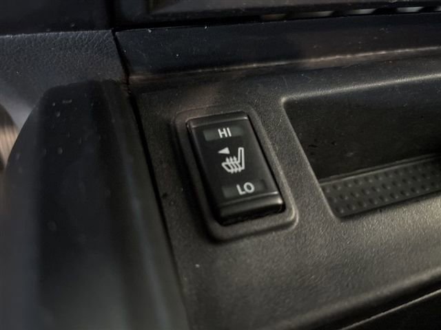 Used 2021 Nissan Titan PRO-4X w/ Pro-4x Convenience Package AWD/4WD image 39