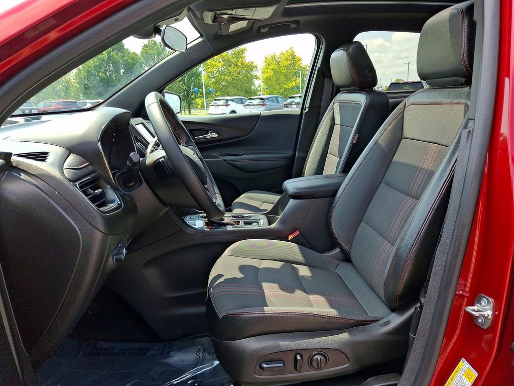 Certified 2024 Chevrolet Equinox RS AWD/4WD image 13