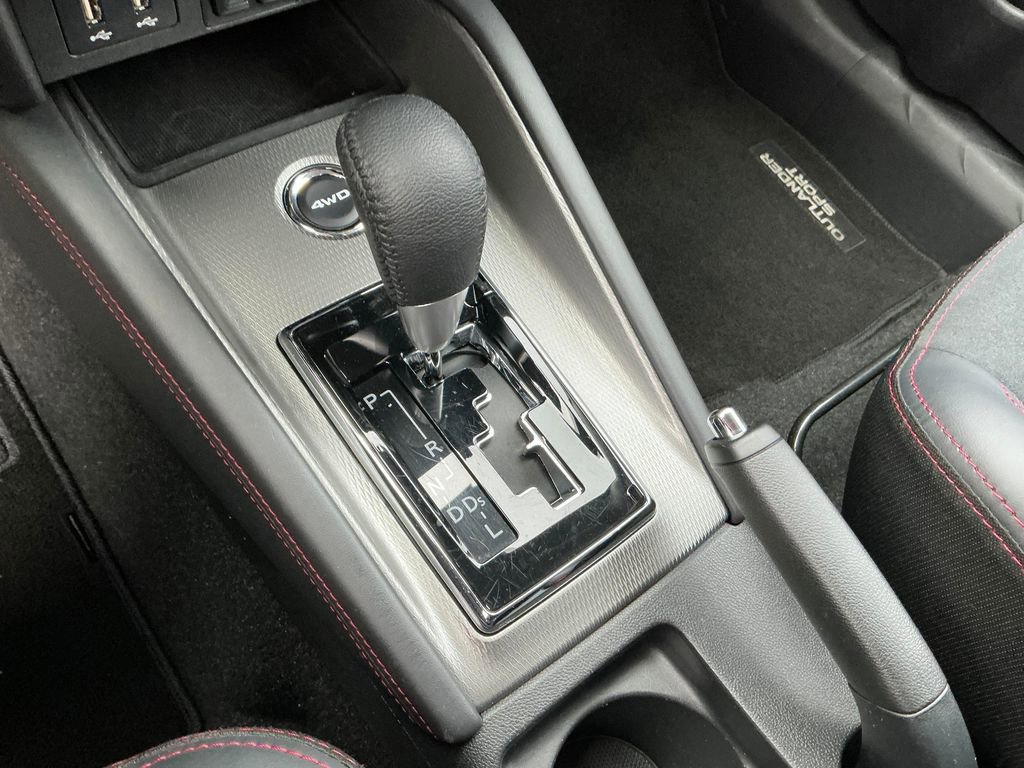 Used 2024 Mitsubishi Outlander Sport SE image 19