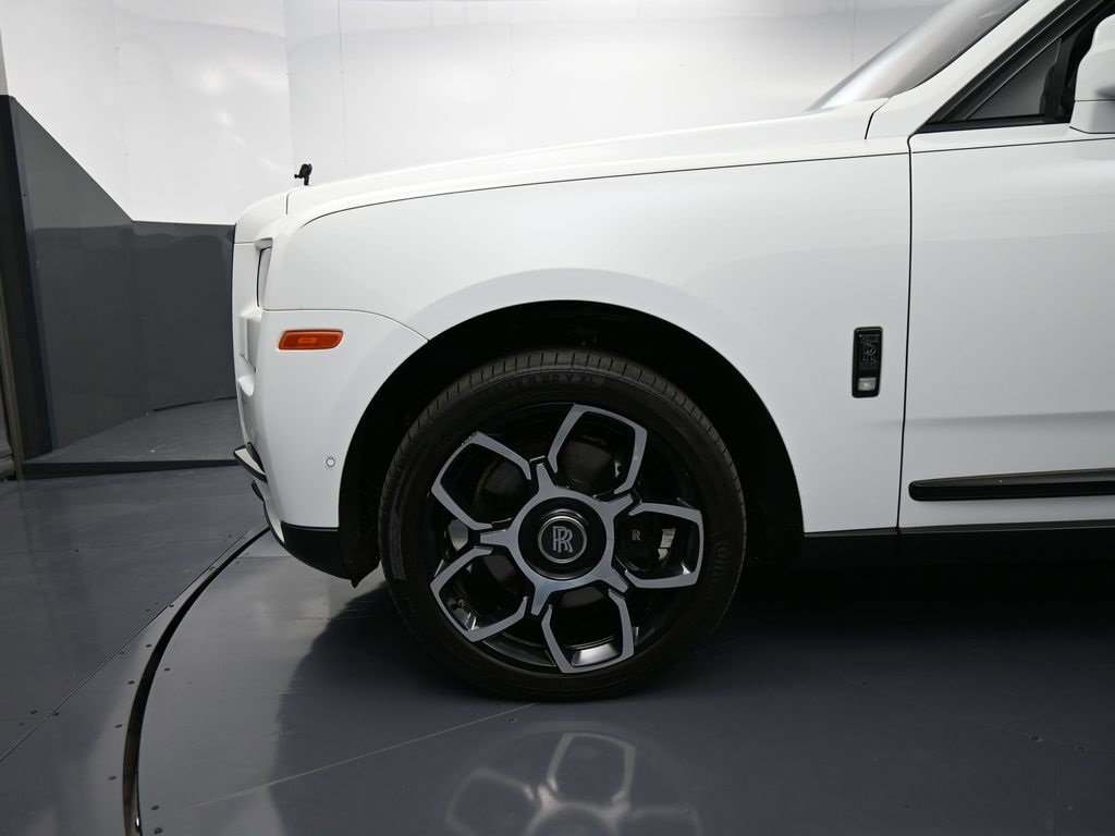 Certified 2021 Rolls-Royce Cullinan Black Badge image 12