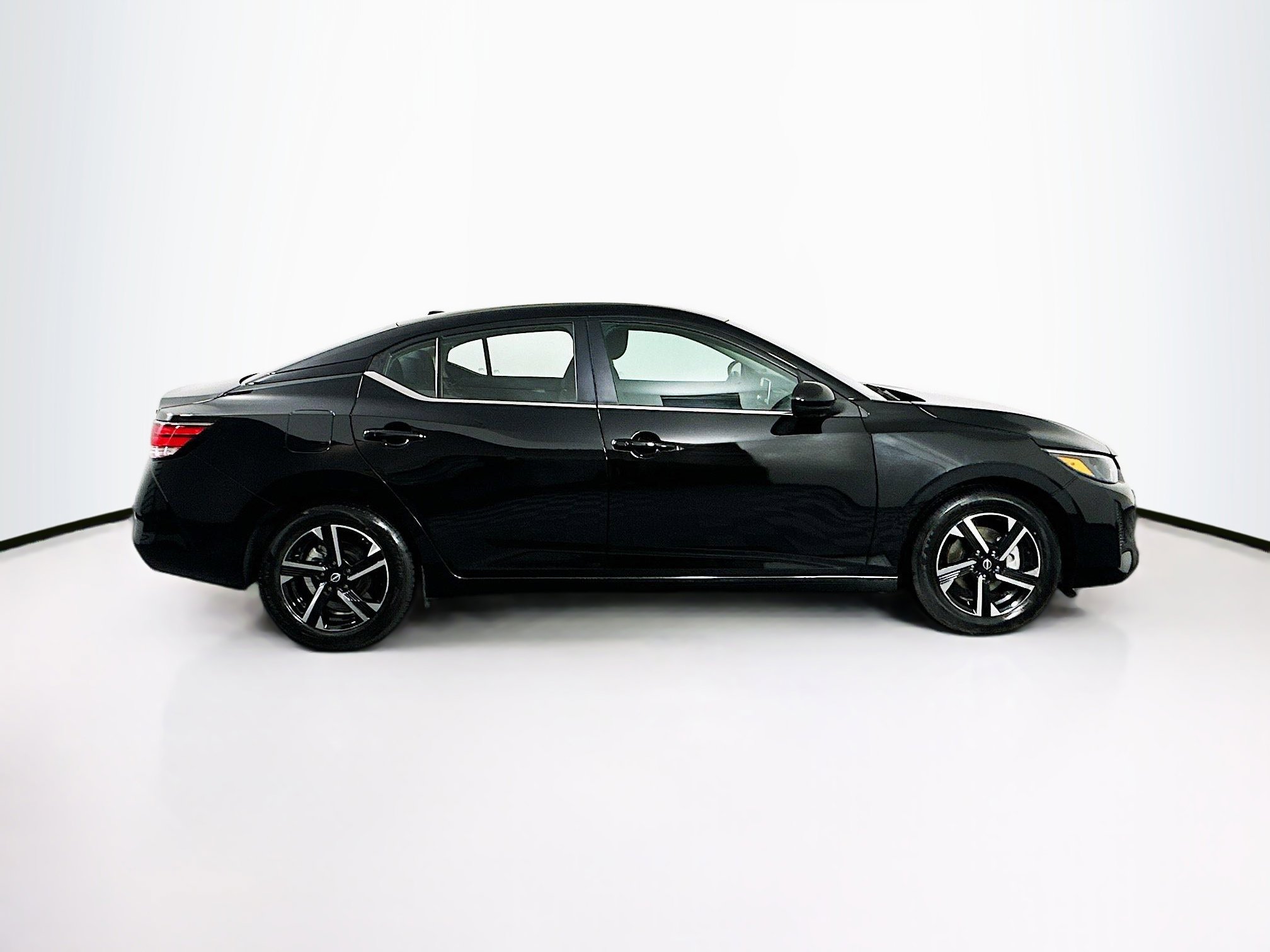 Used 2024 Nissan Sentra SV image 10