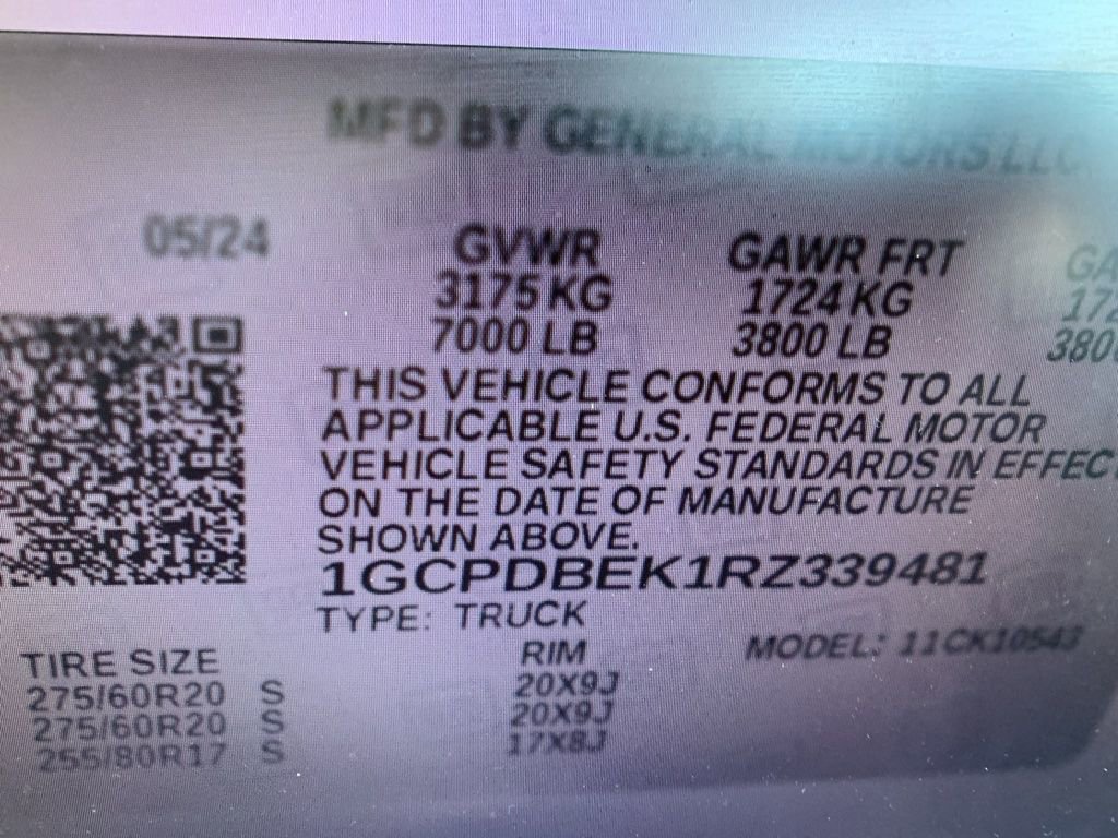 Used 2024 Chevrolet Silverado 1500 Custom AWD/4WD image 2