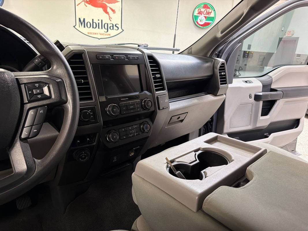 Used 2022 Ford F350 XL w/ STX Appearance Package AWD/4WD image 27