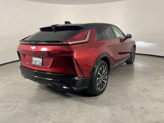 Used 2025 Cadillac Lyriq Sport AWD/4WD image 8