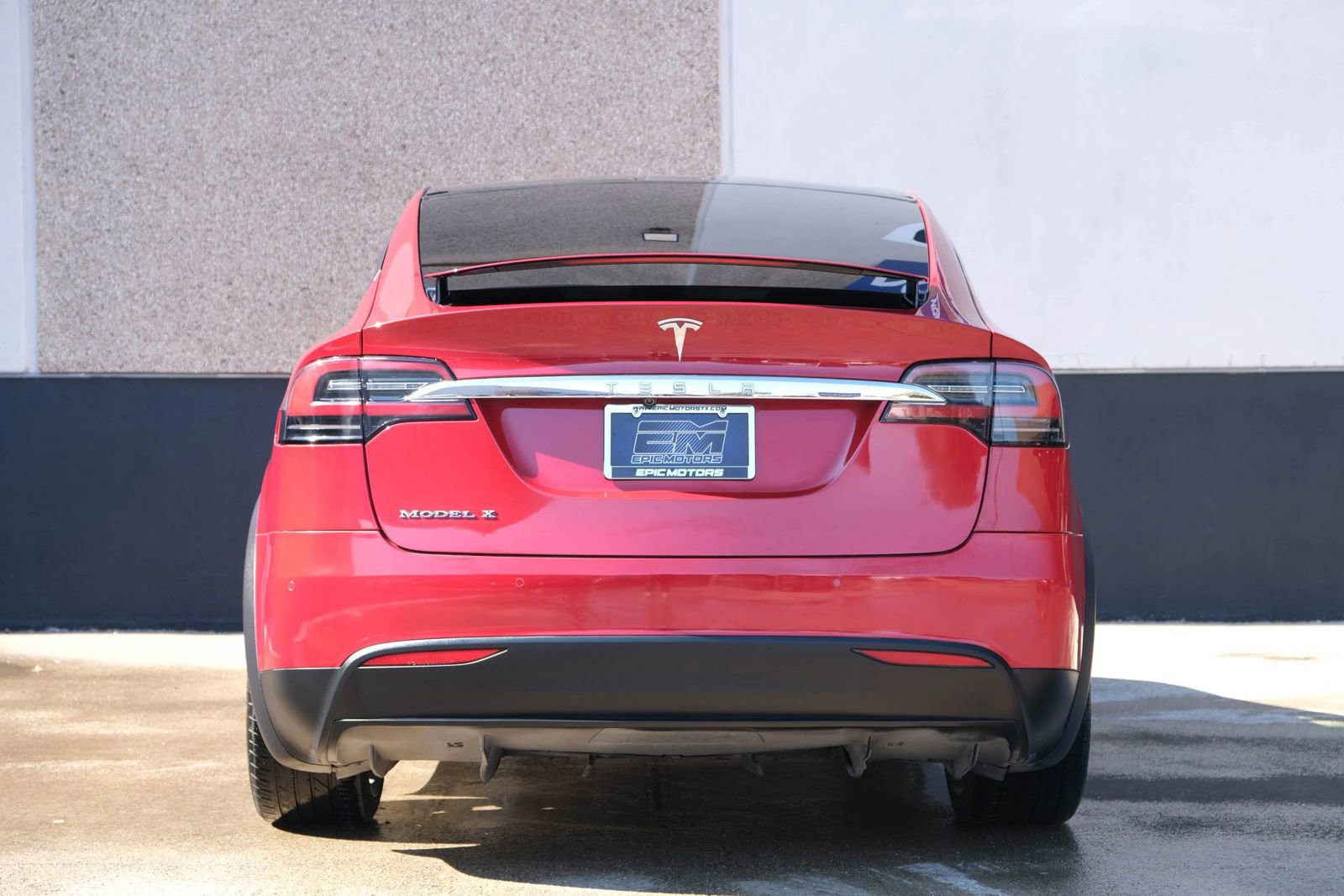 Used 2018 Tesla Model X 75D image 16