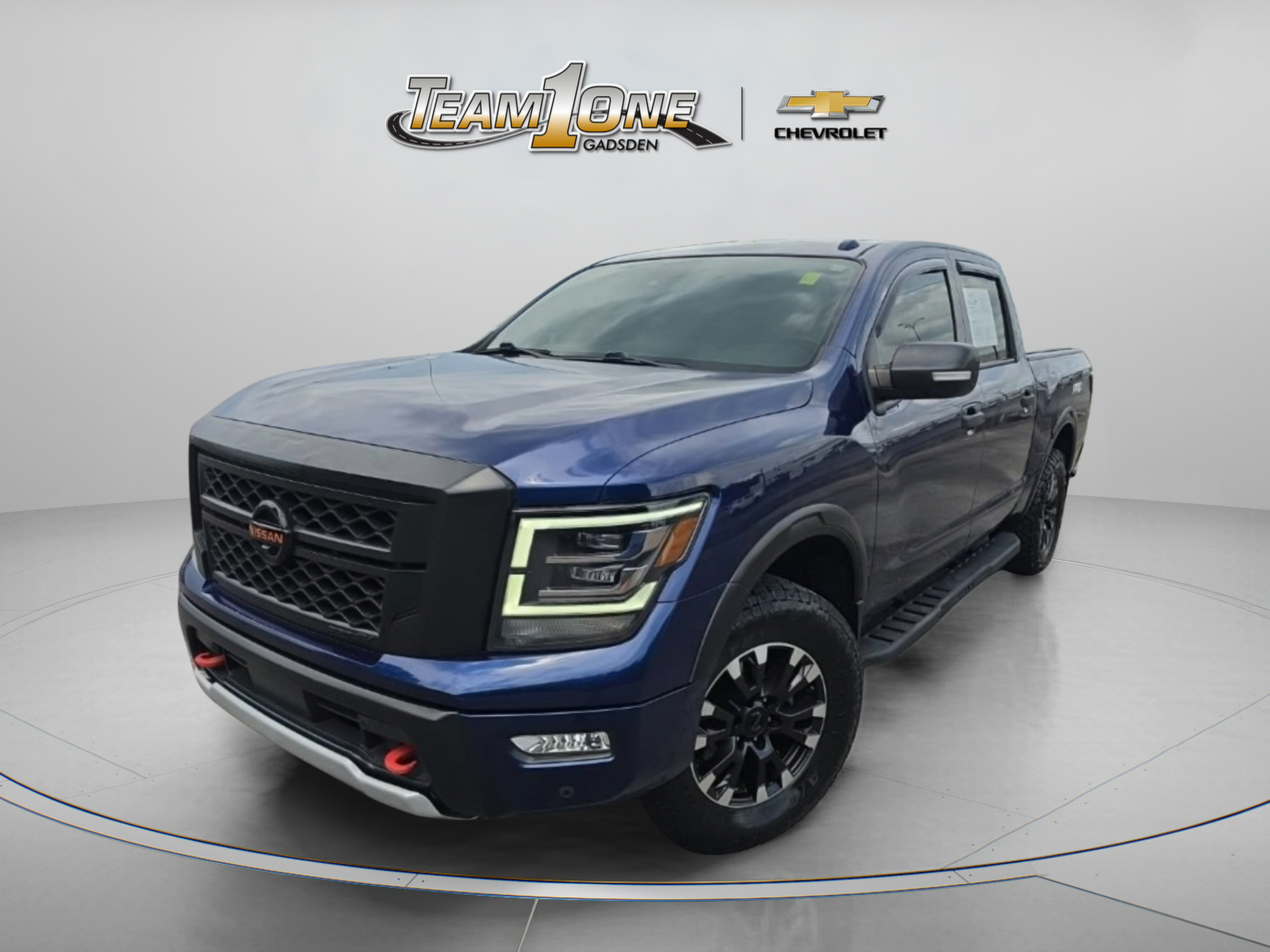 Used 2020 Nissan Titan PRO-4X w/ Pro-4x Convenience Package AWD/4WD image 4