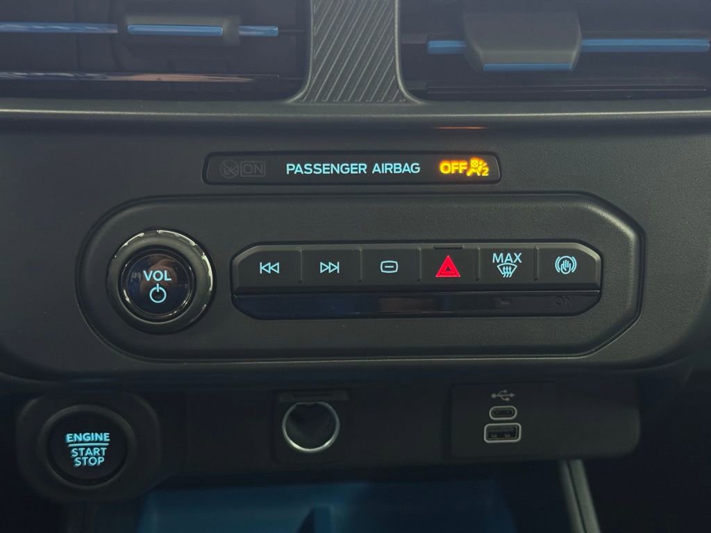 Used 2025 Ford Maverick XLT w/ XLT Luxury Package image 26