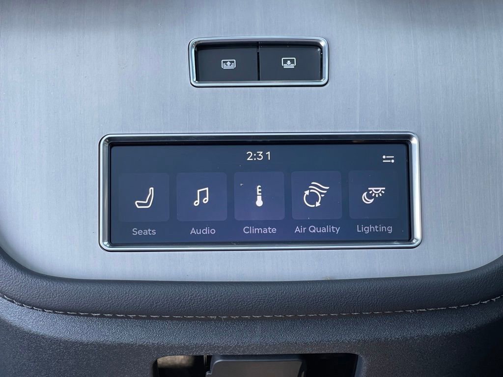 New 2025 Lincoln Navigator L Reserve w/ Jet Appearance Package image 18