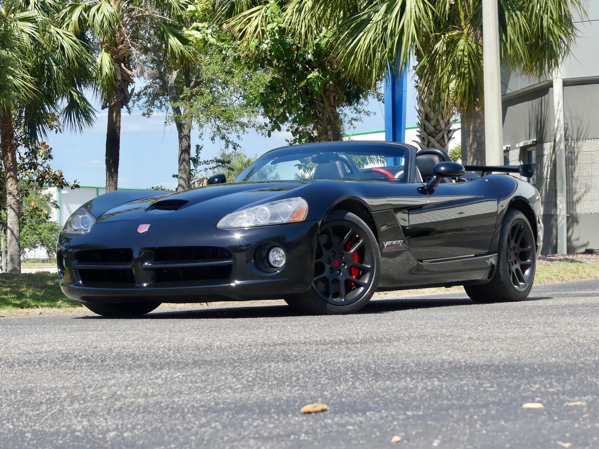 Used 2004 Dodge Viper SRT-10 image 70