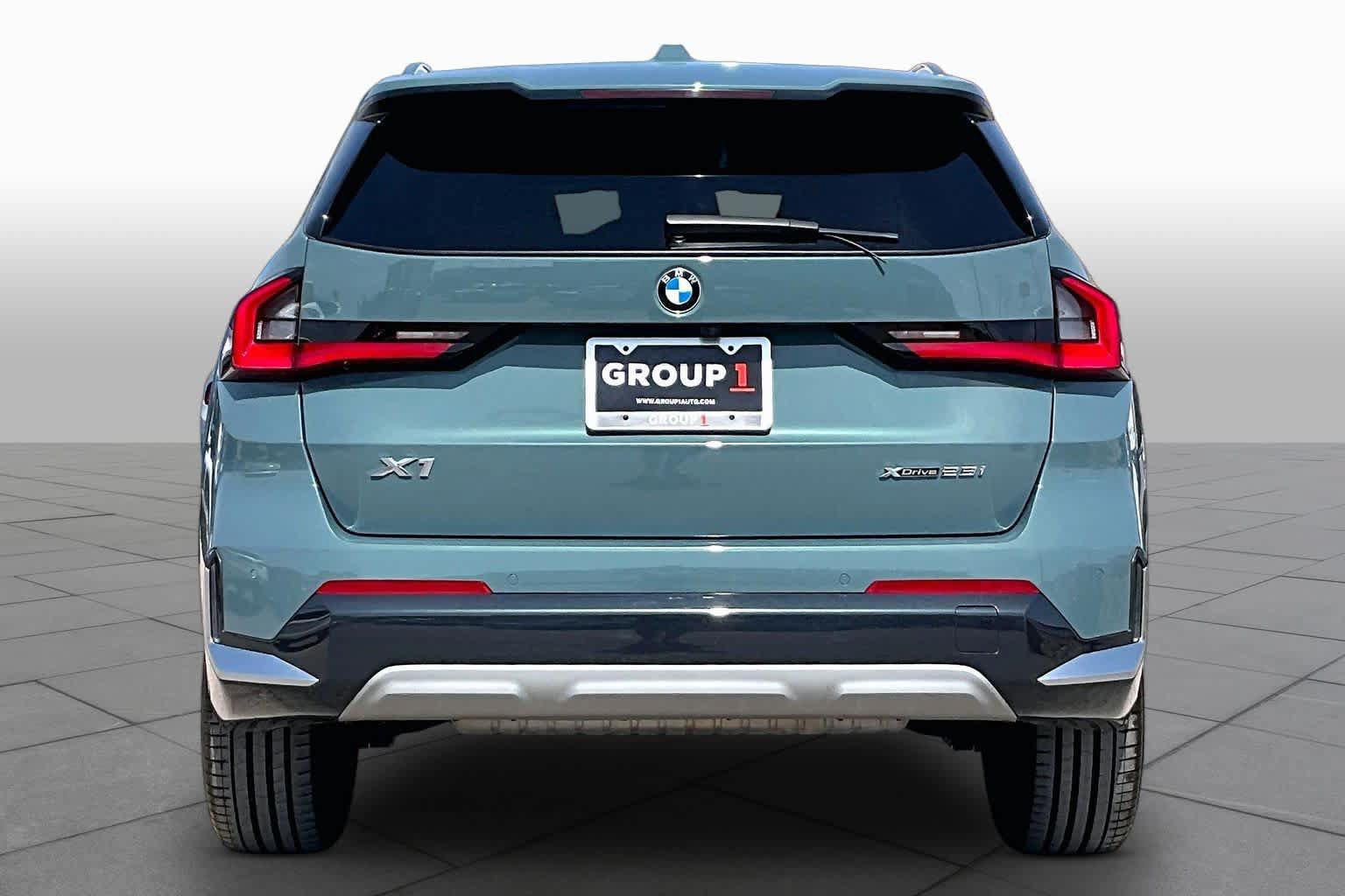 Used 2024 BMW X1 xDrive28i w/ Convenience Package AWD/4WD image 5