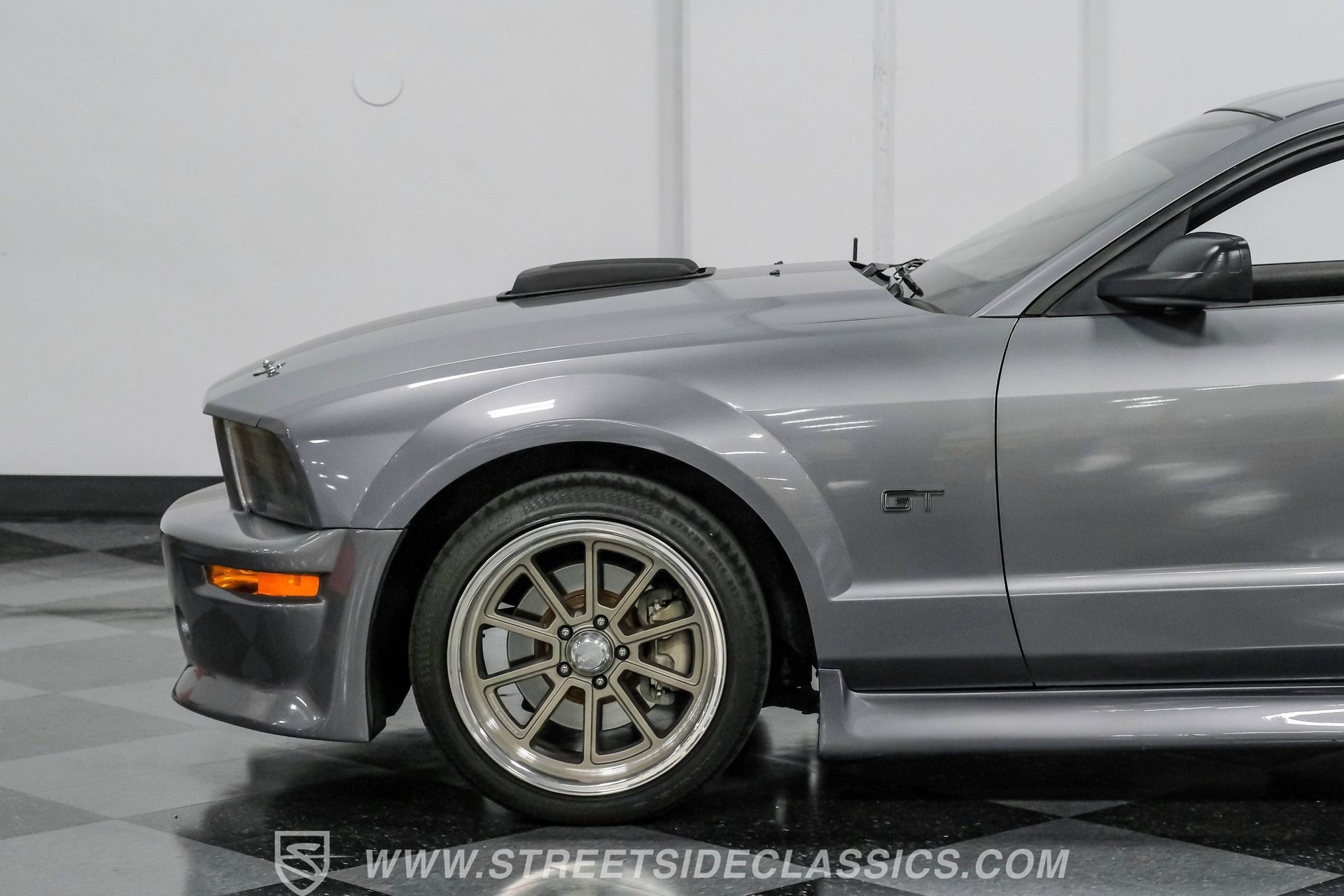 Used 2006 Ford Mustang GT image 22