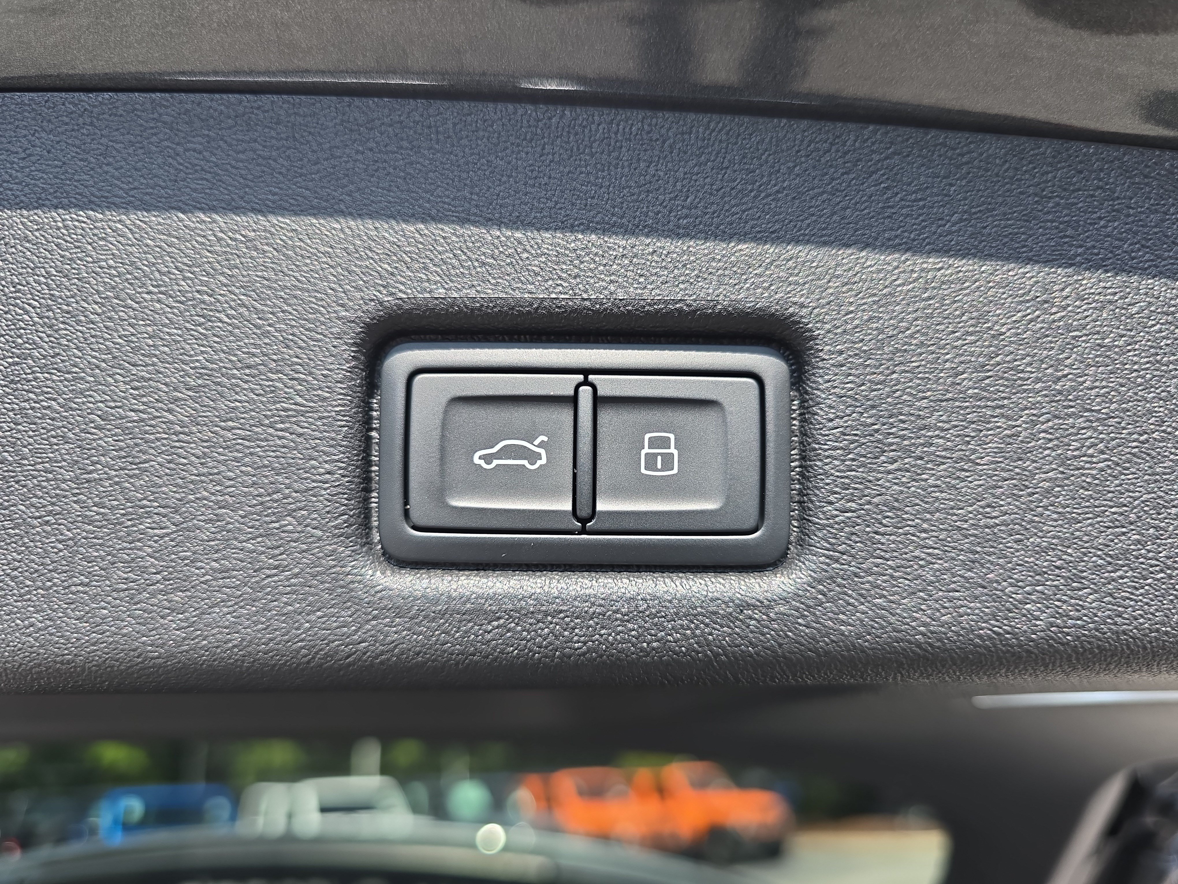 New 2026 Audi SQ5 Prestige AWD/4WD image 13