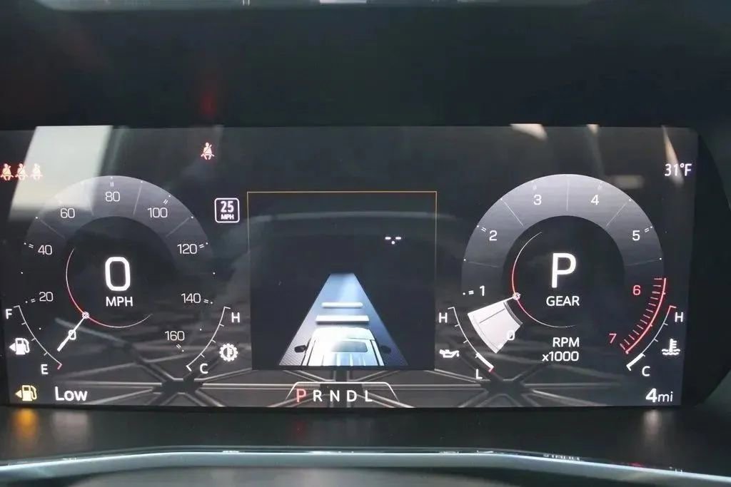 New 2026 GMC Canyon Elevation w/ Convenience Package image 14