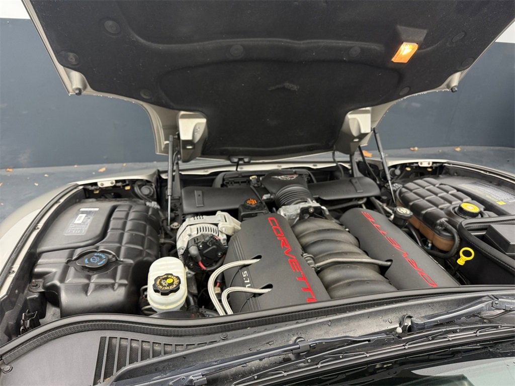 Used 1998 Chevrolet Corvette Convertible w/ Memory Pkg image 24