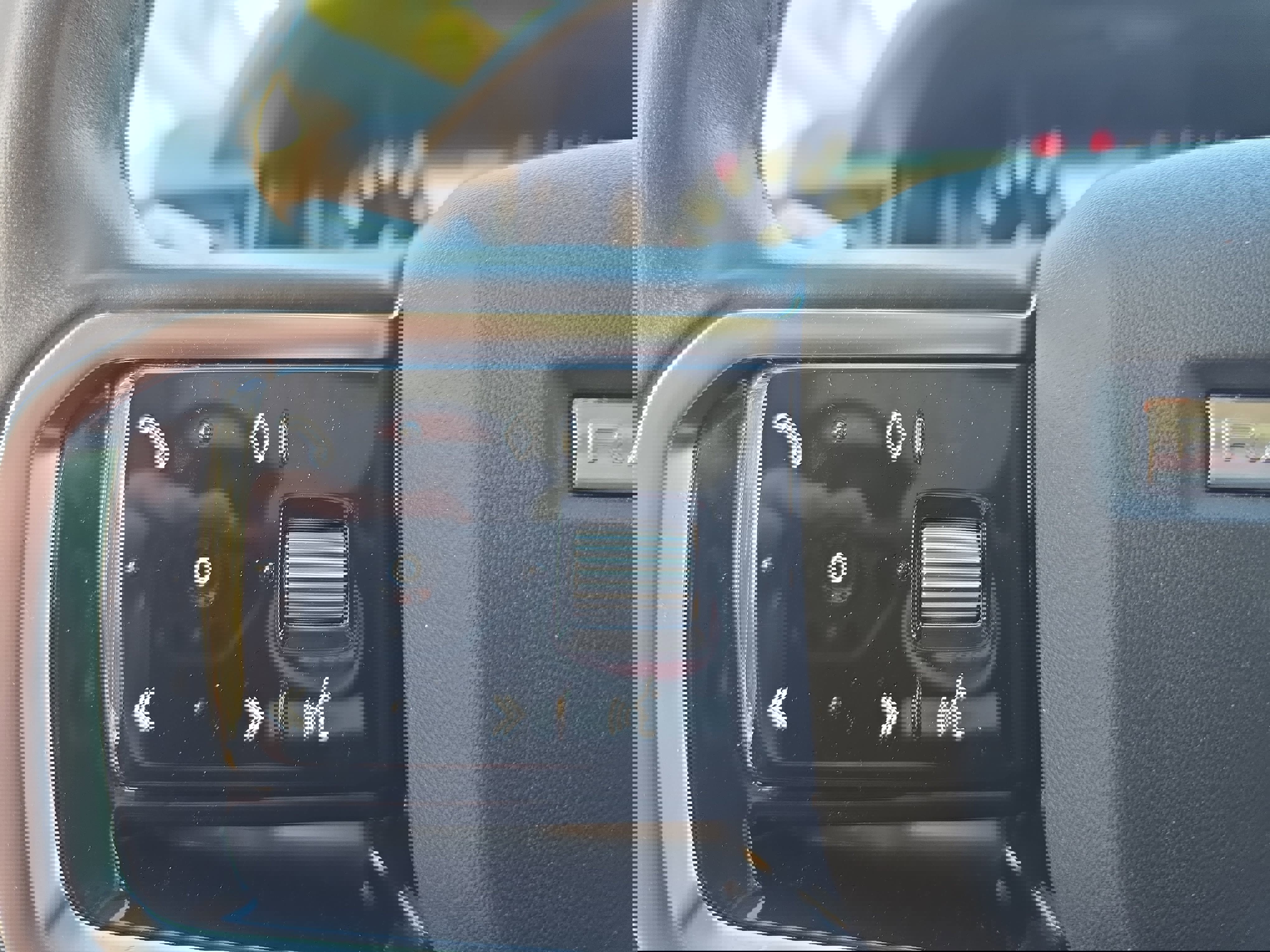 Used 2021 Land Rover Range Rover Velar S image 17