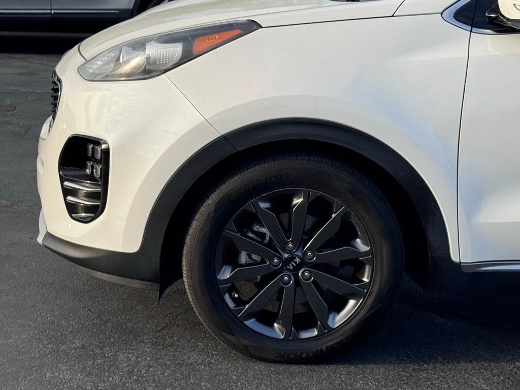 Used 2019 Kia Sportage EX w/ EX Sport Appearance Package image 34