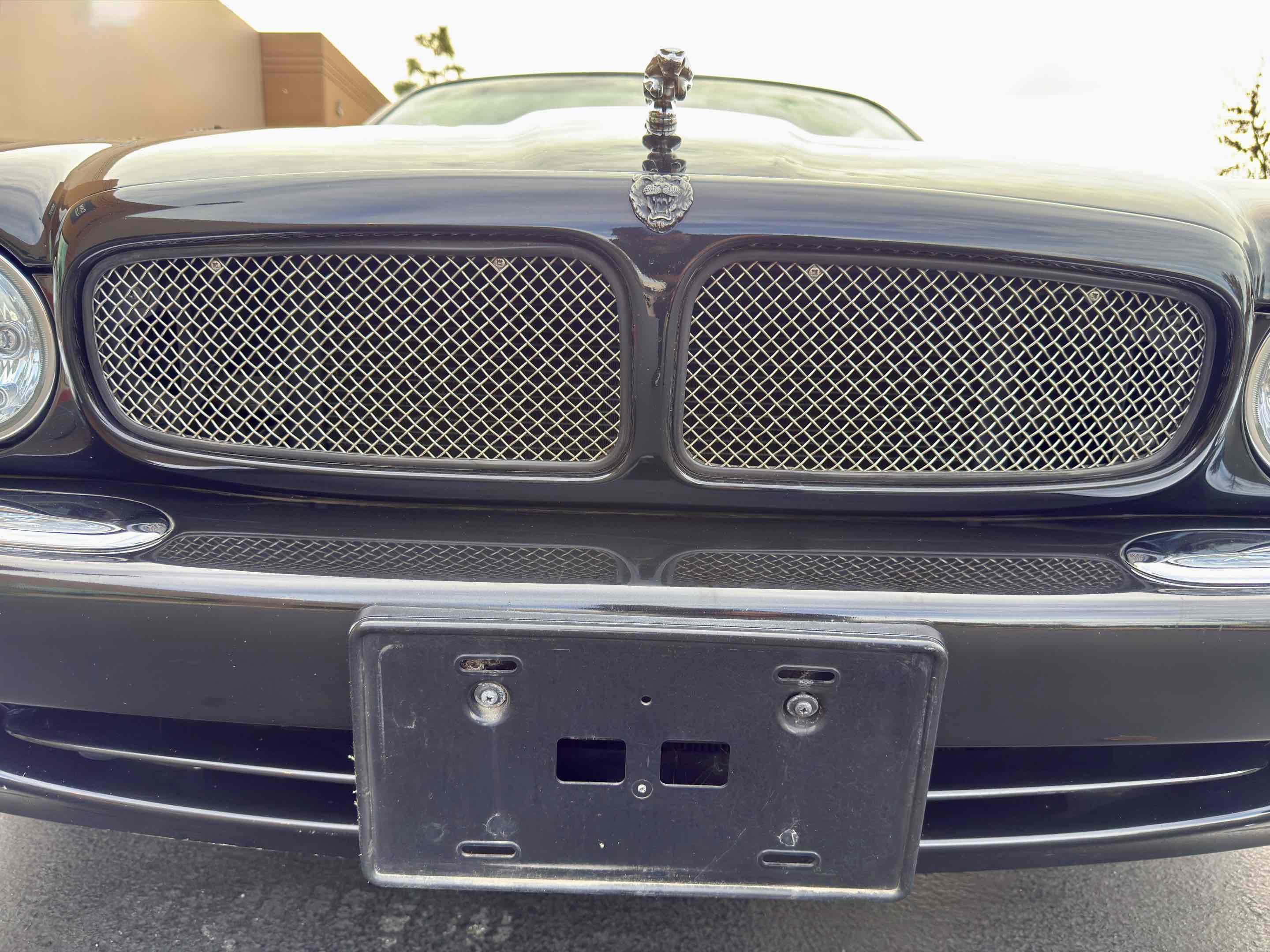 Used 2002 Jaguar XJ8 image 12