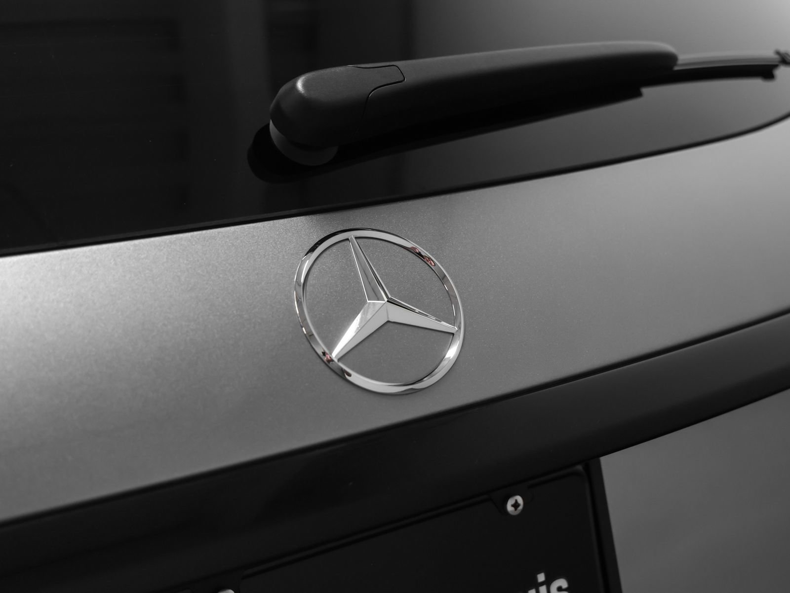 Used 2024 Mercedes-Benz GLC 300 image 21