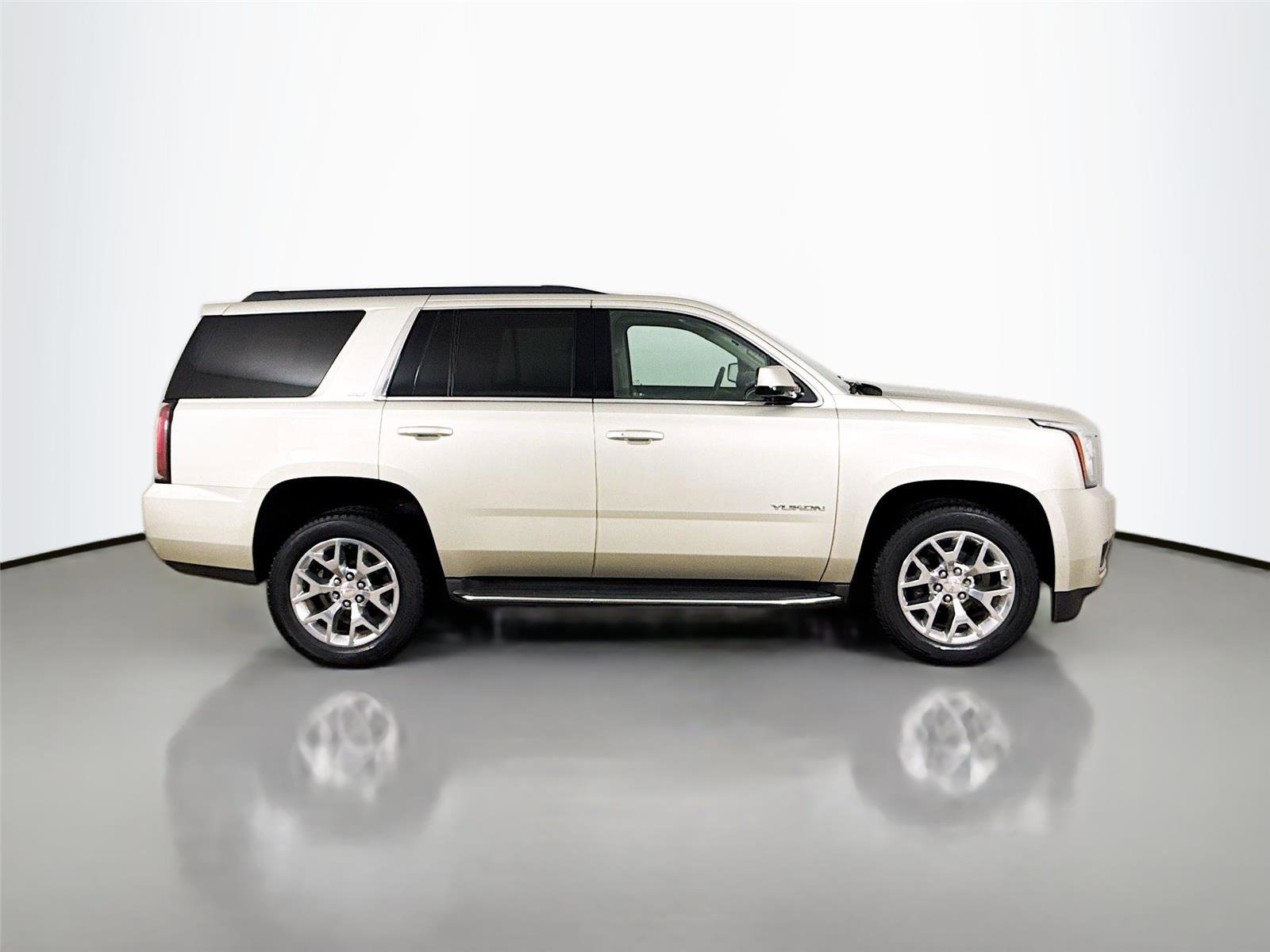Used 2016 GMC Yukon SLT w/ Open Road Package image 18