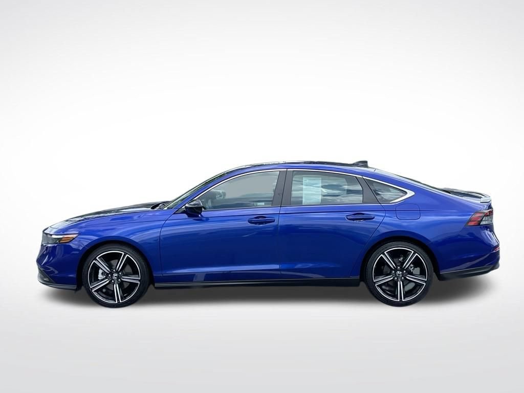 Certified 2025 Honda Accord Sport image 2