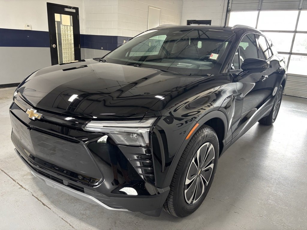 New 2025 Chevrolet Blazer EV LT image 33