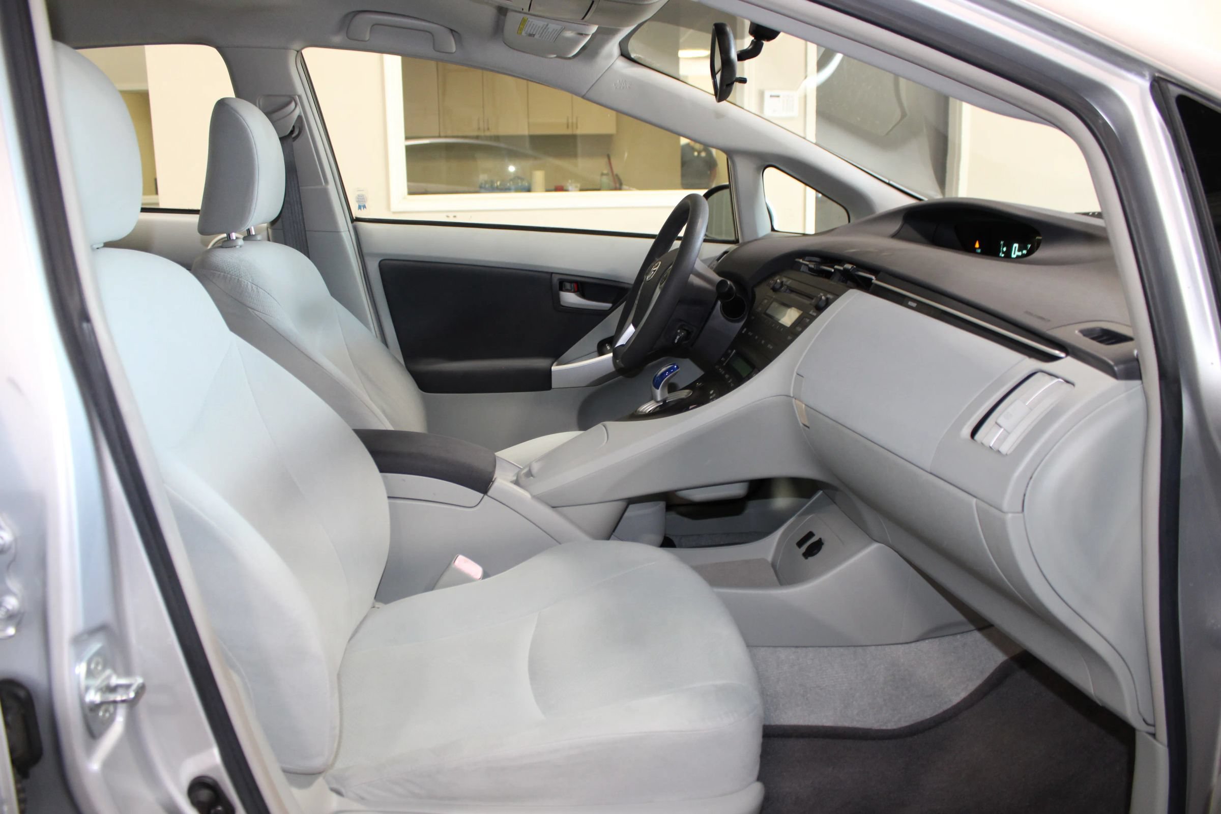 Used 2010 Toyota Prius Three FWD image 22