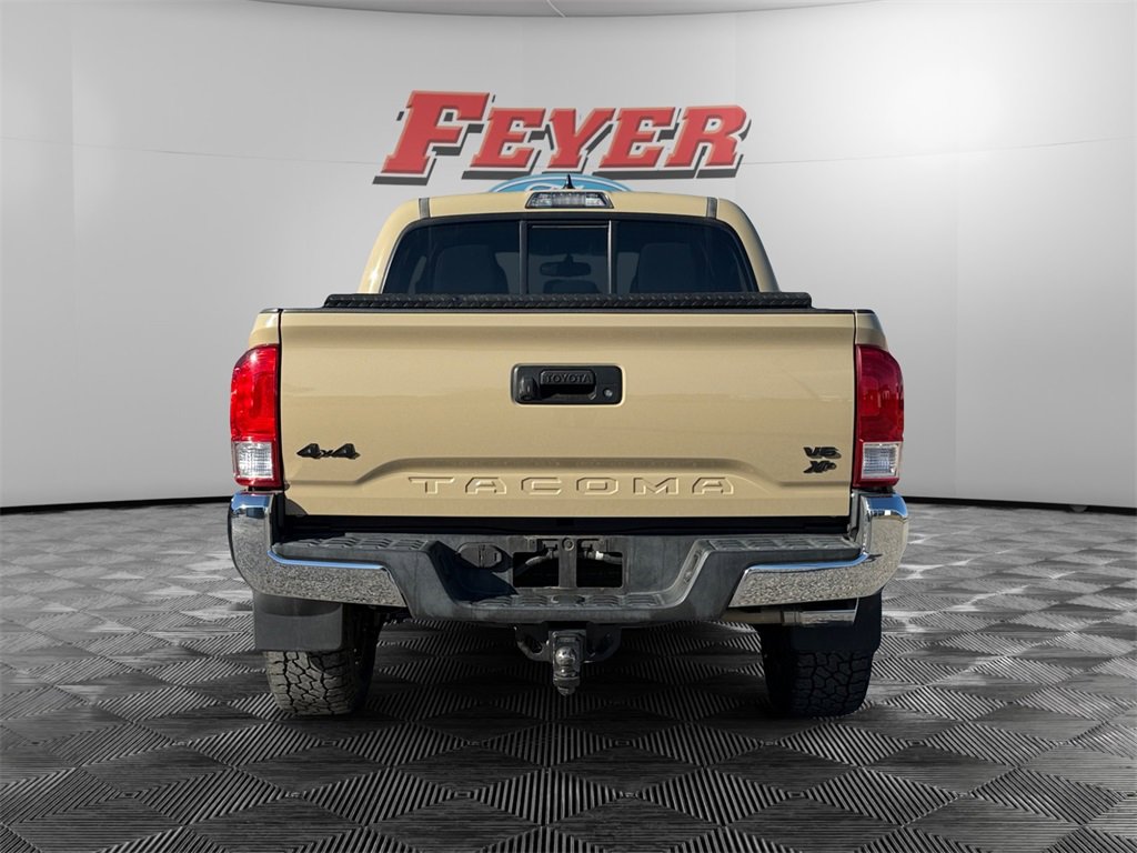 Used 2017 Toyota Tacoma SR5 image 4