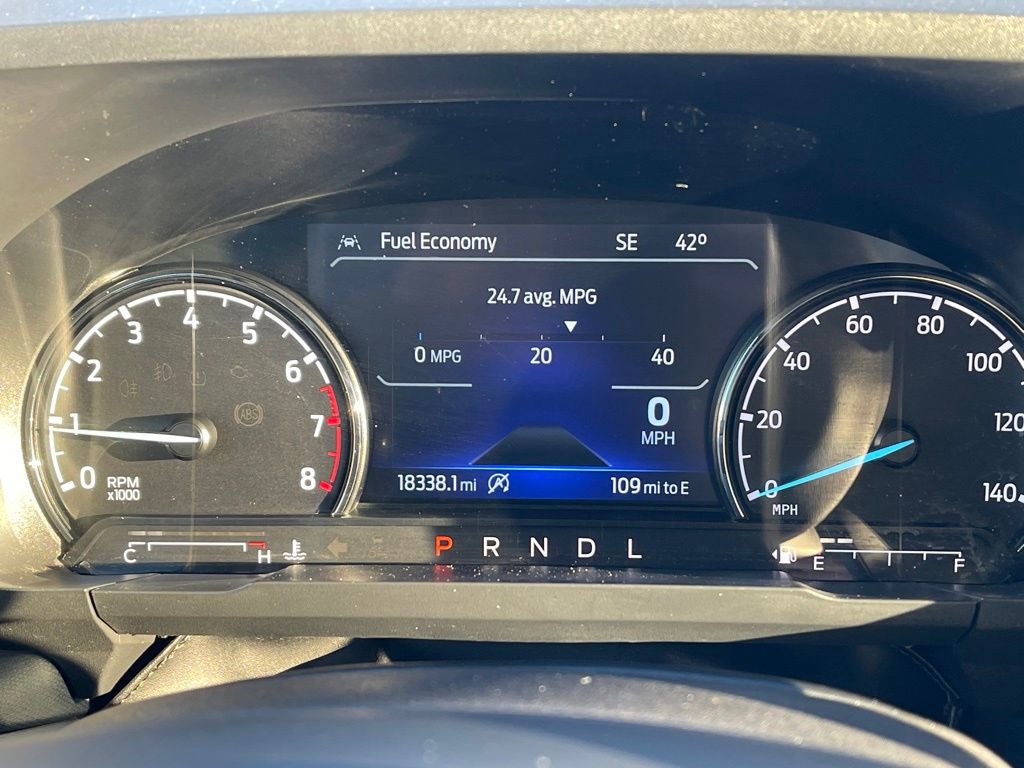 Used 2022 Ford Maverick Lariat w/ Equipment Group 500A Standard image 9