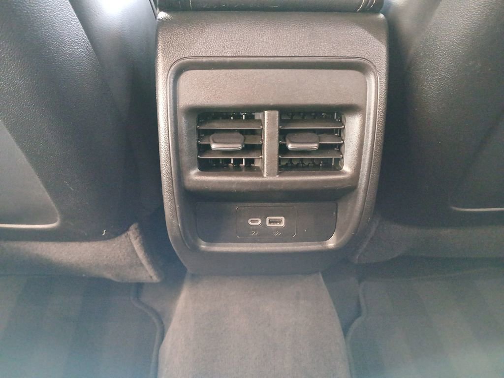 Certified 2024 Cadillac XT4 Premium Luxury AWD/4WD image 22