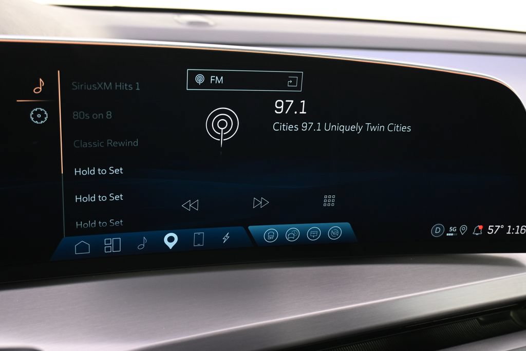 New 2026 Cadillac Vistiq Premium Luxury w/ LPO, Floor Liner Package AWD/4WD image 29