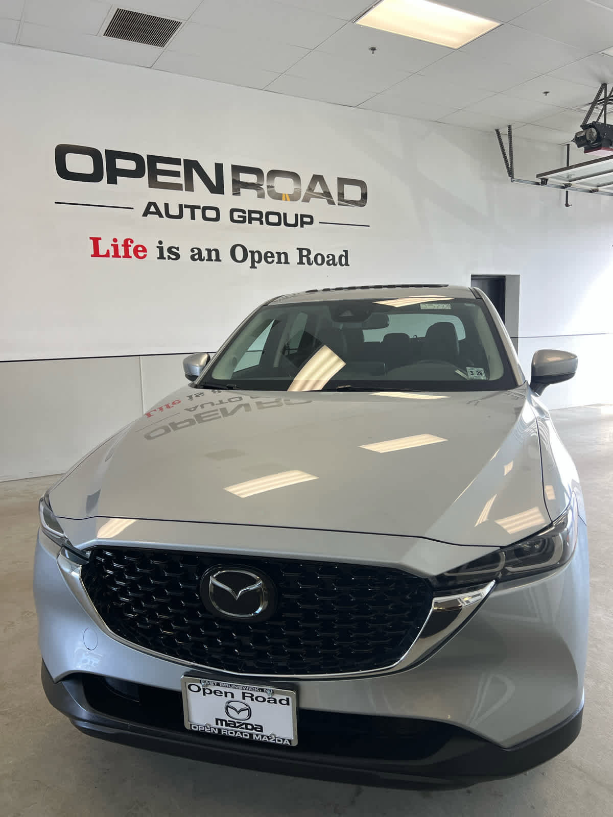 Certified 2023 MAZDA CX-5 AWD 2.5 S w/ Preferred Package image 1