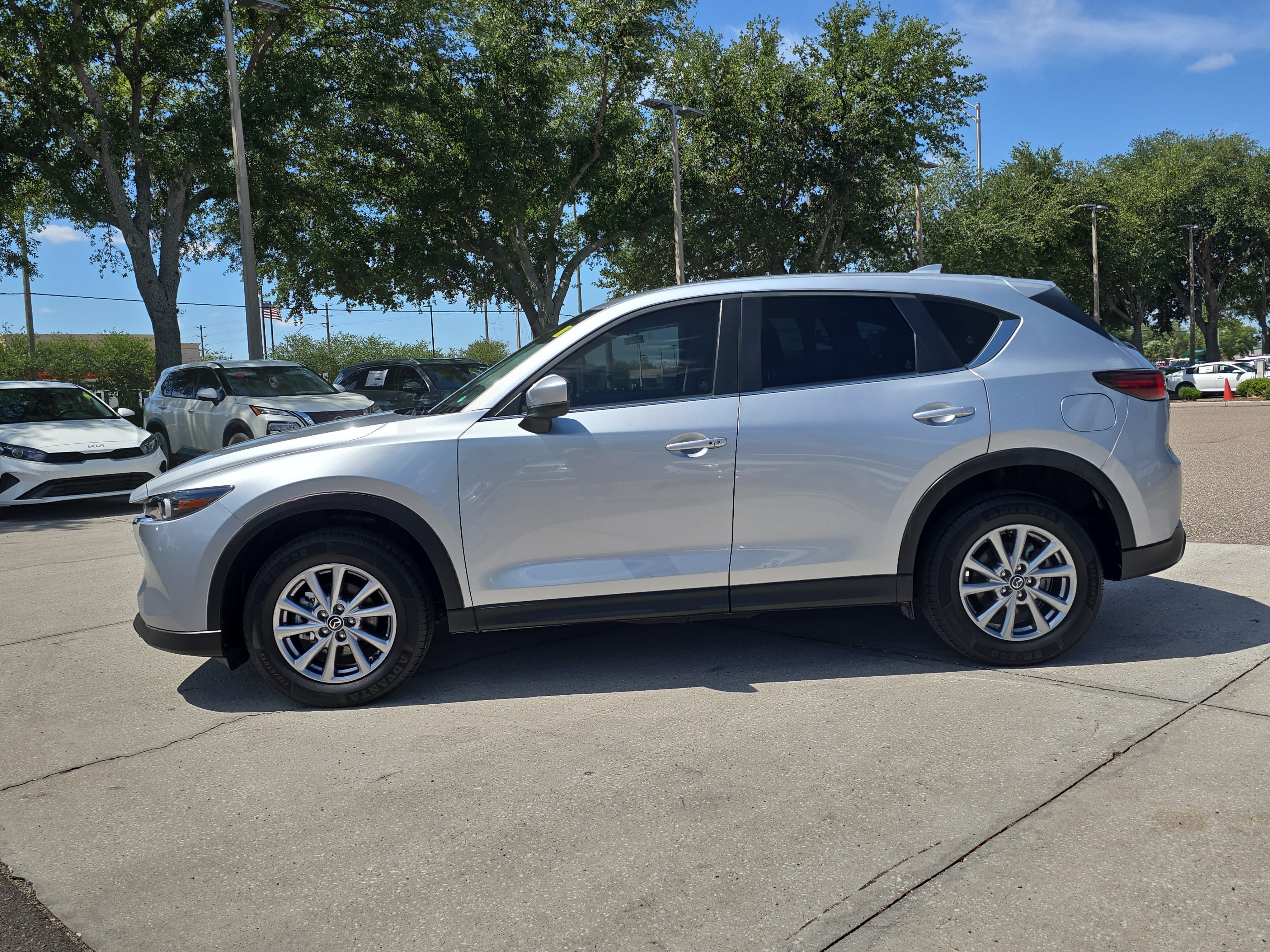 Used 2022 MAZDA CX-5 AWD 2.5 S w/ Select Package image 5