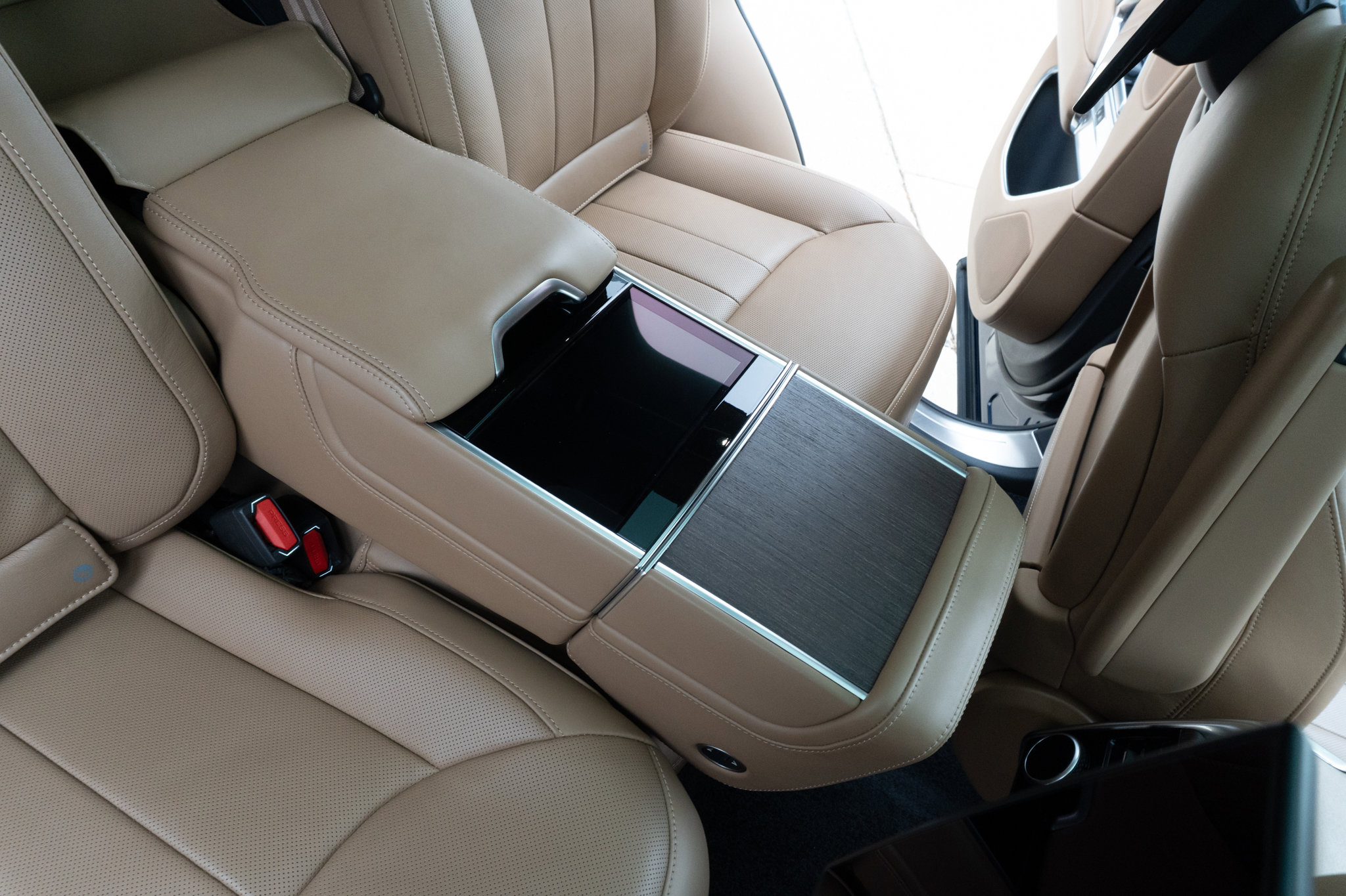 Used 2023 Land Rover Range Rover Autobiography AWD/4WD image 21