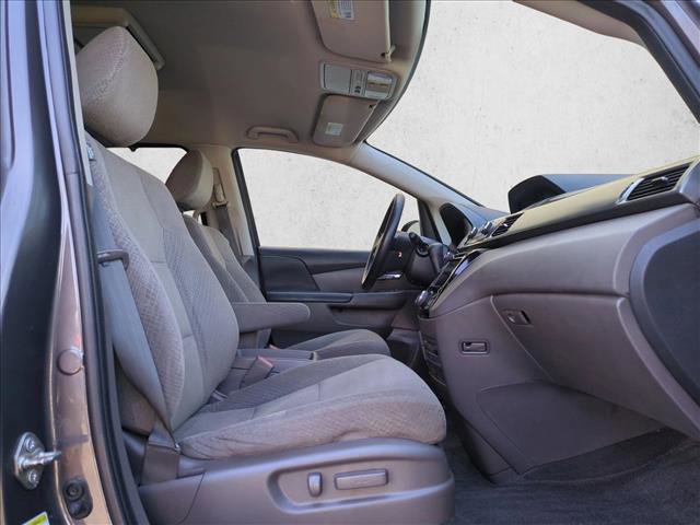 Used 2016 Honda Odyssey SE image 19