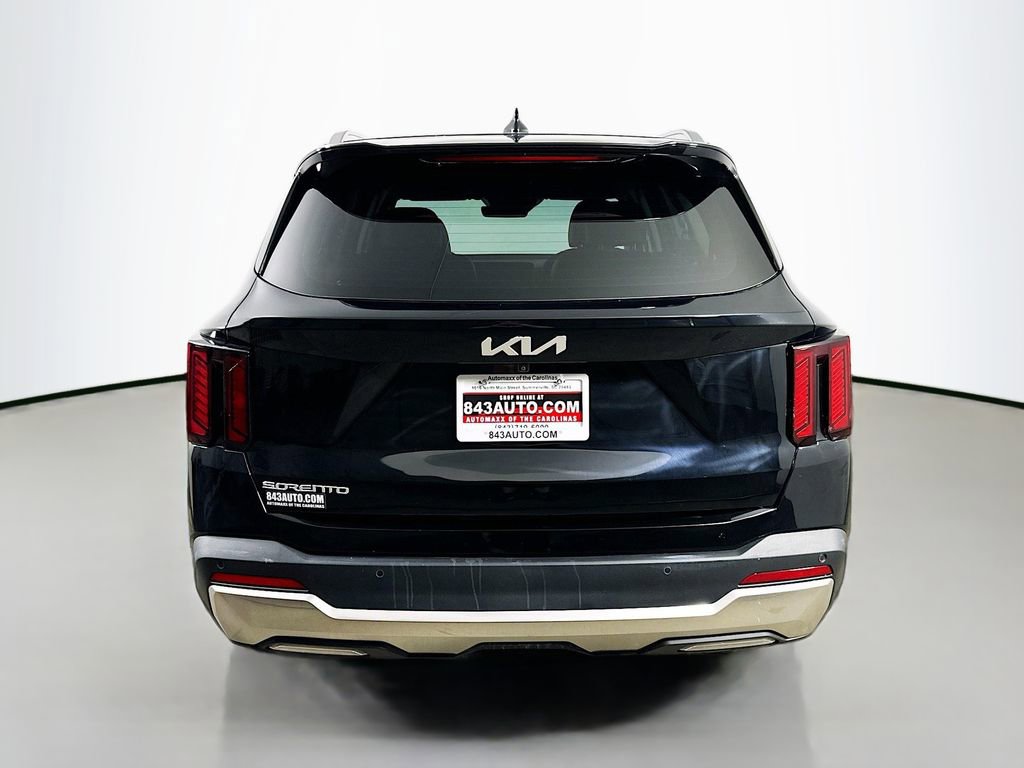 Used 2024 Kia Sorento EX image 6