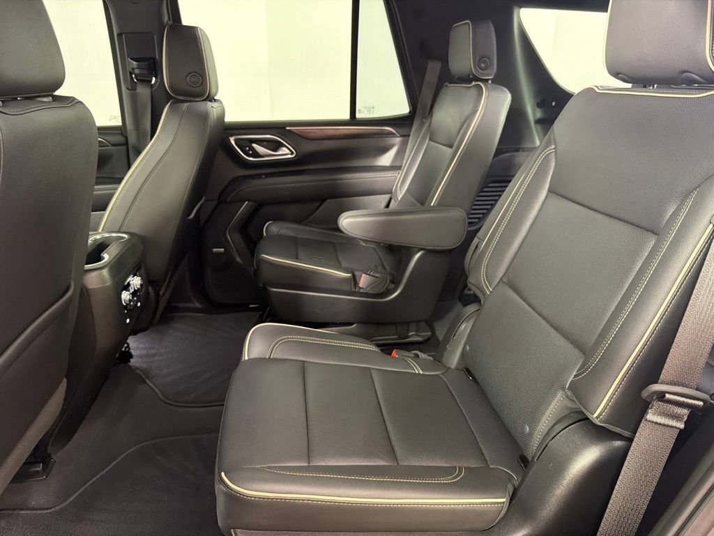 Used 2022 GMC Yukon SLT w/ SLT Luxury Package AWD/4WD image 33