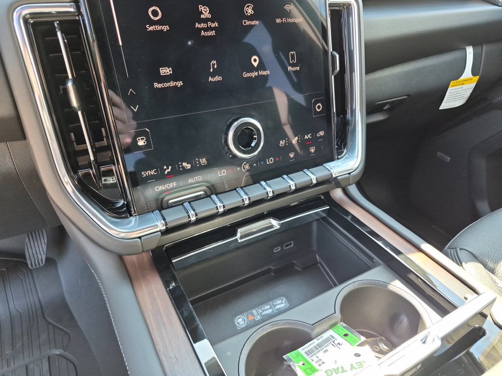 New 2026 GMC Yukon Denali w/ Denali Reserve Package AWD/4WD image 24