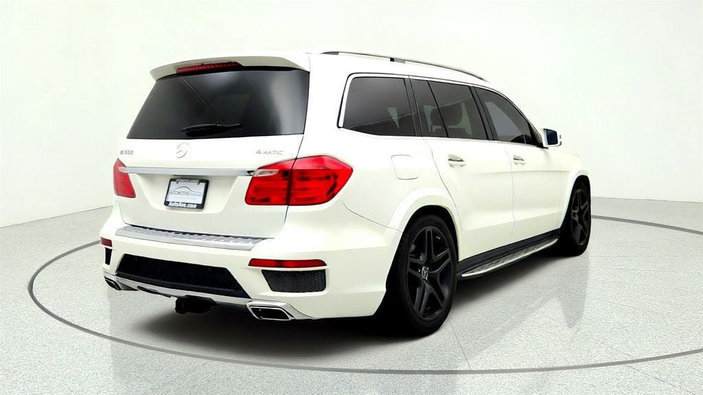 Used 2014 Mercedes-Benz GL 550 4MATIC image 5