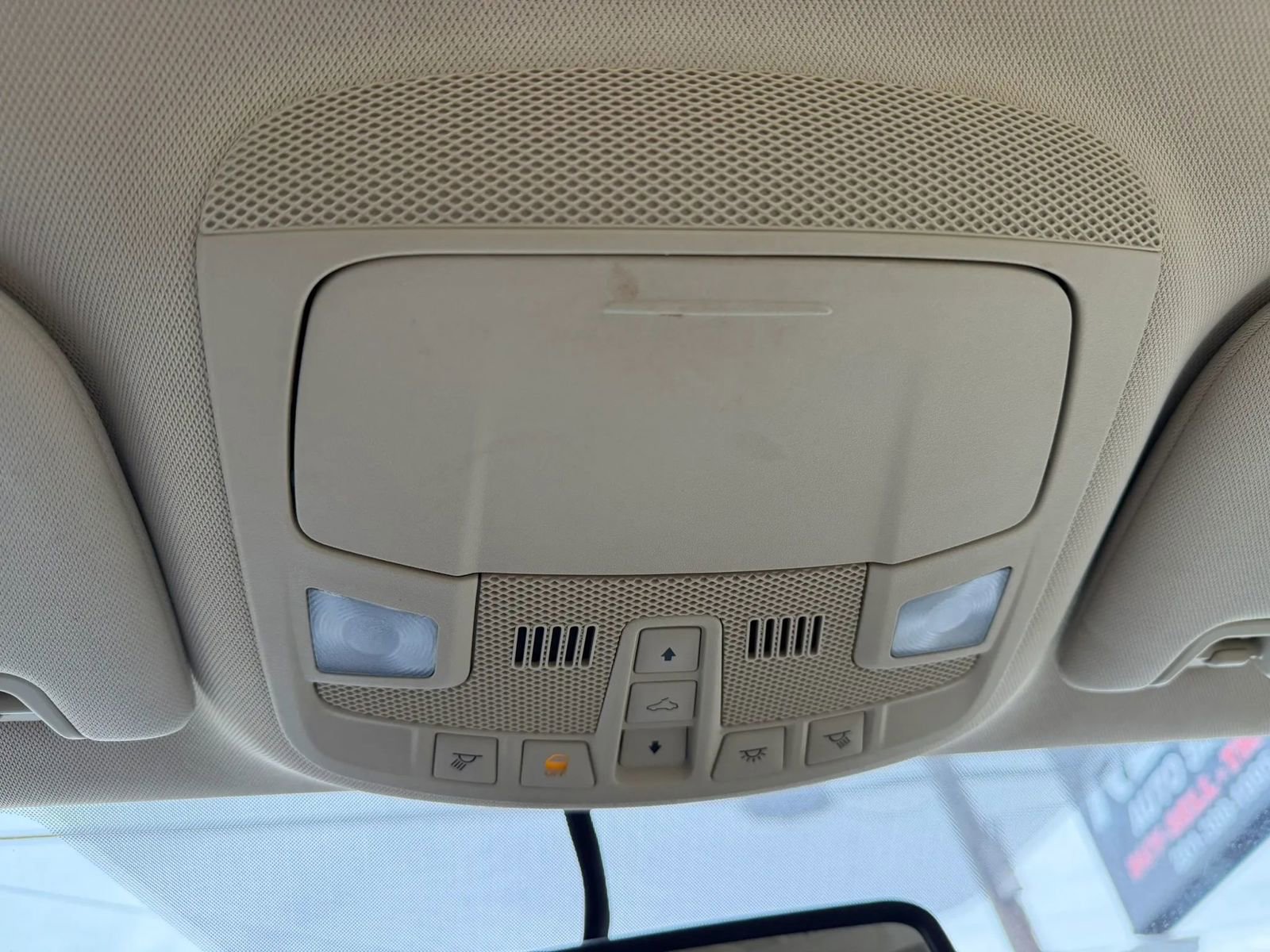 Used 2016 Ford Fusion SE w/ Equipment Group 502A image 31