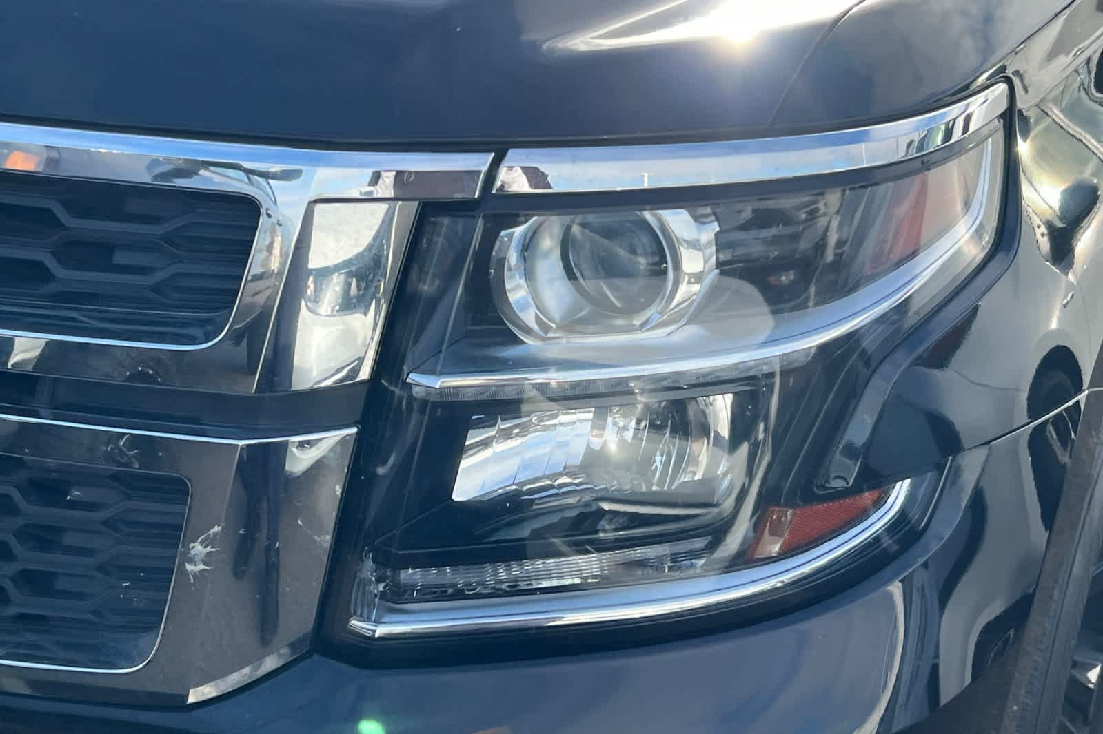 Used 2019 Chevrolet Suburban LT AWD/4WD image 11