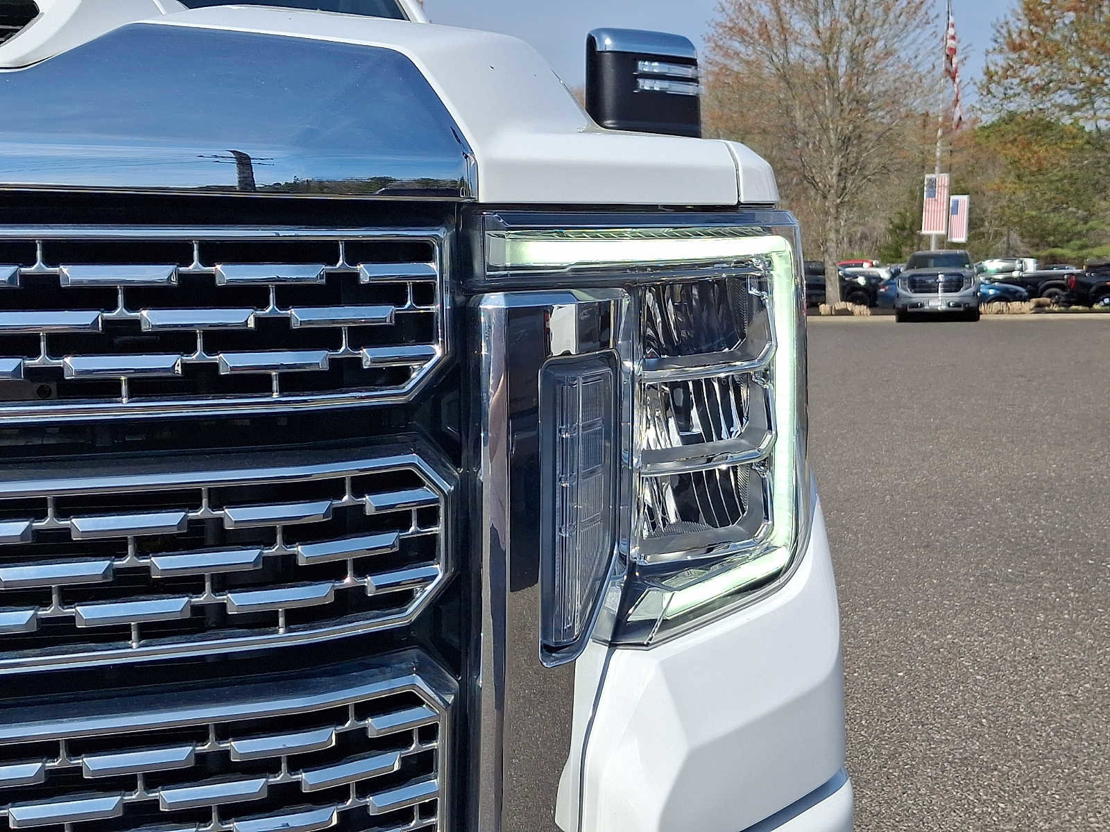 Used 2023 GMC Sierra 2500 Denali w/ Denali Ultimate Package image 11