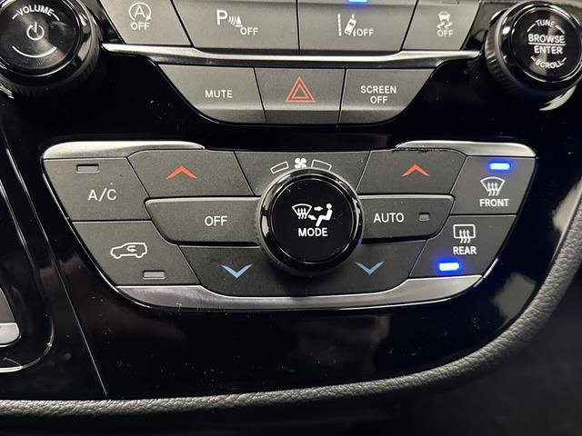 New 2026 Chrysler Pacifica Select image 18