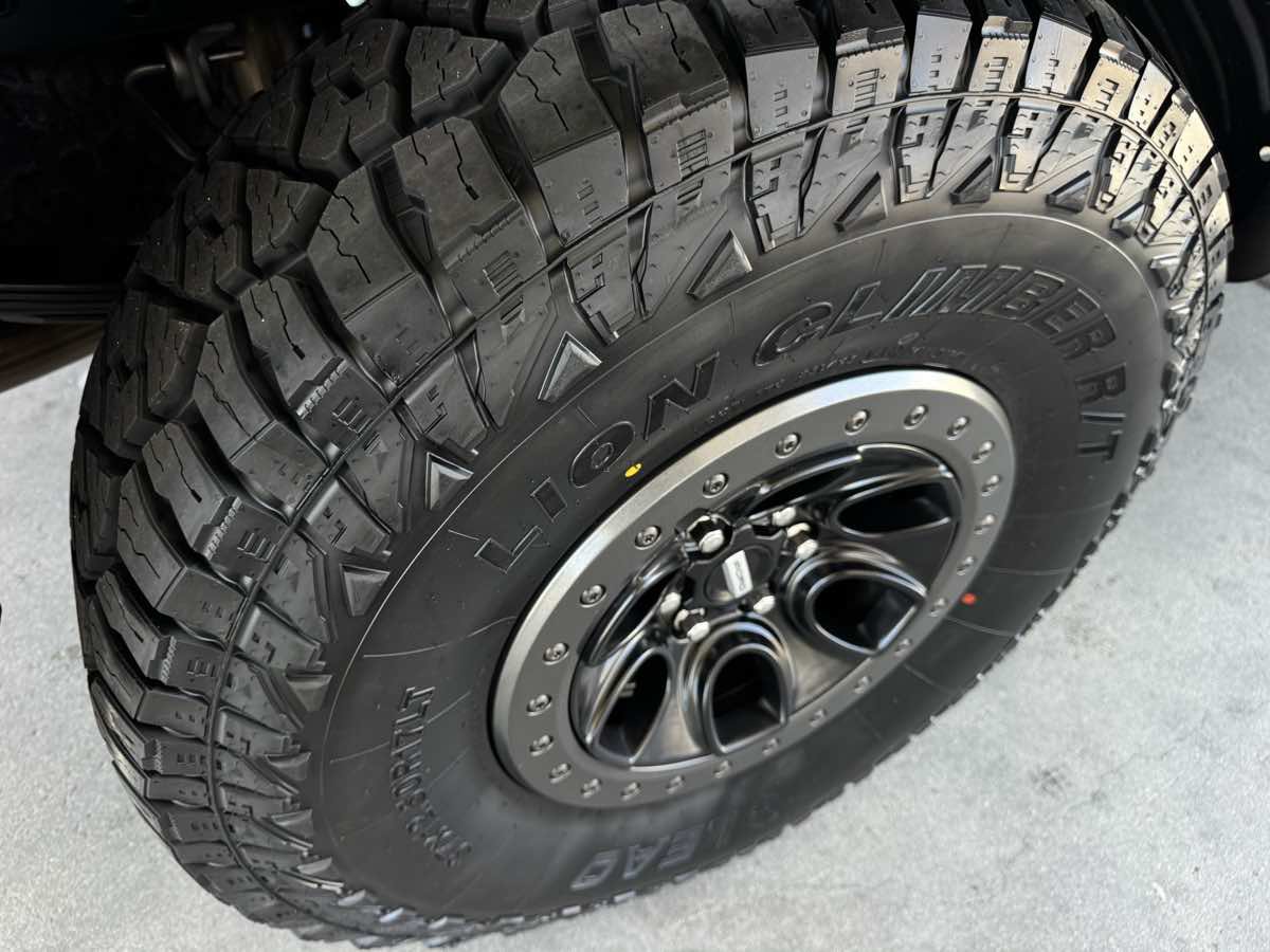 Used 2020 Ford F150 Raptor w/ Equipment Group 802A Luxury AWD/4WD image 33