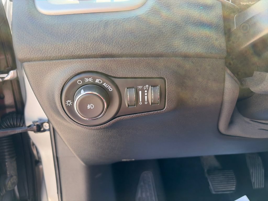 Used 2019 Jeep Compass High Altitude AWD/4WD image 30