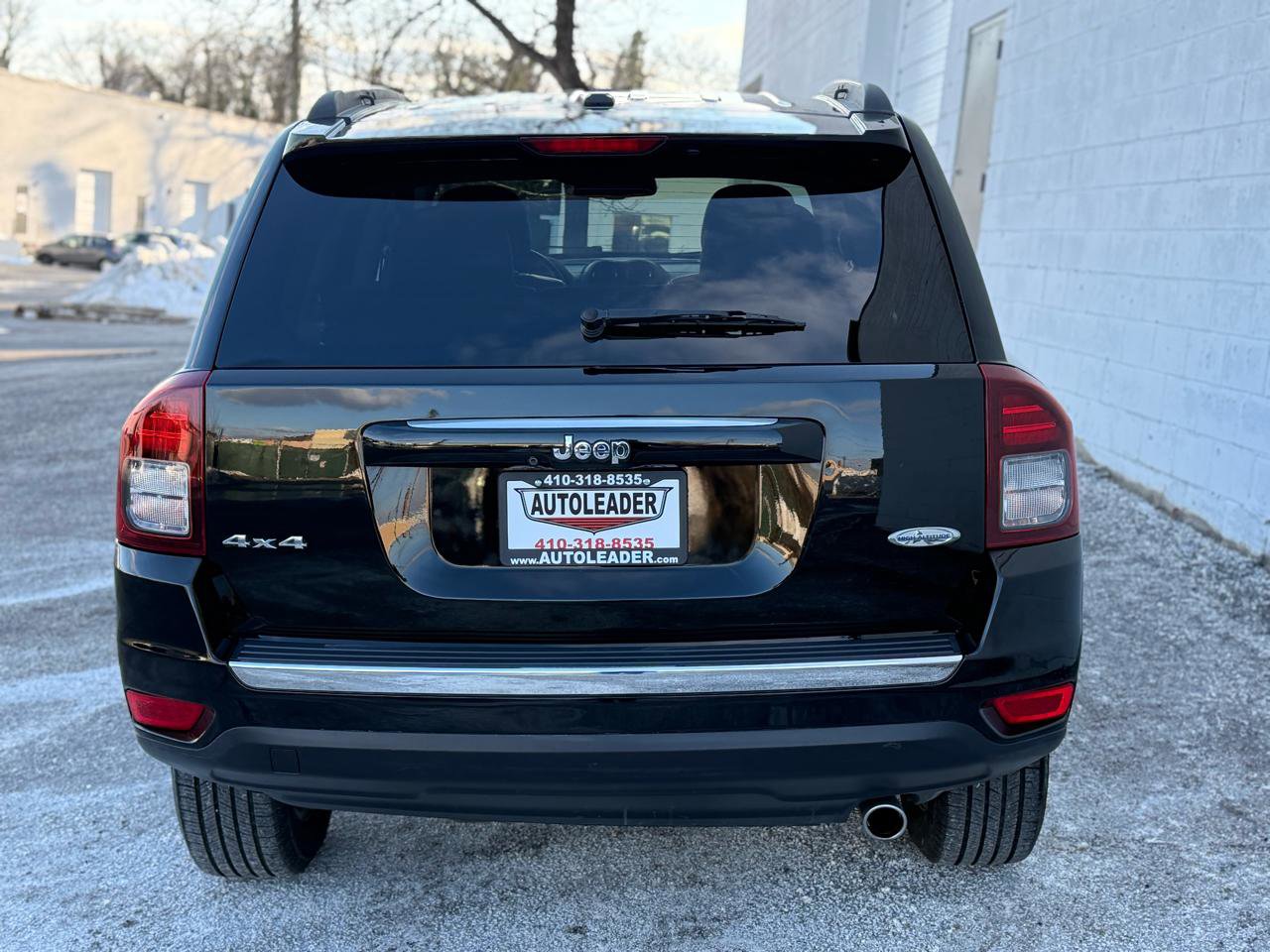 Used 2017 Jeep Compass High Altitude image 9