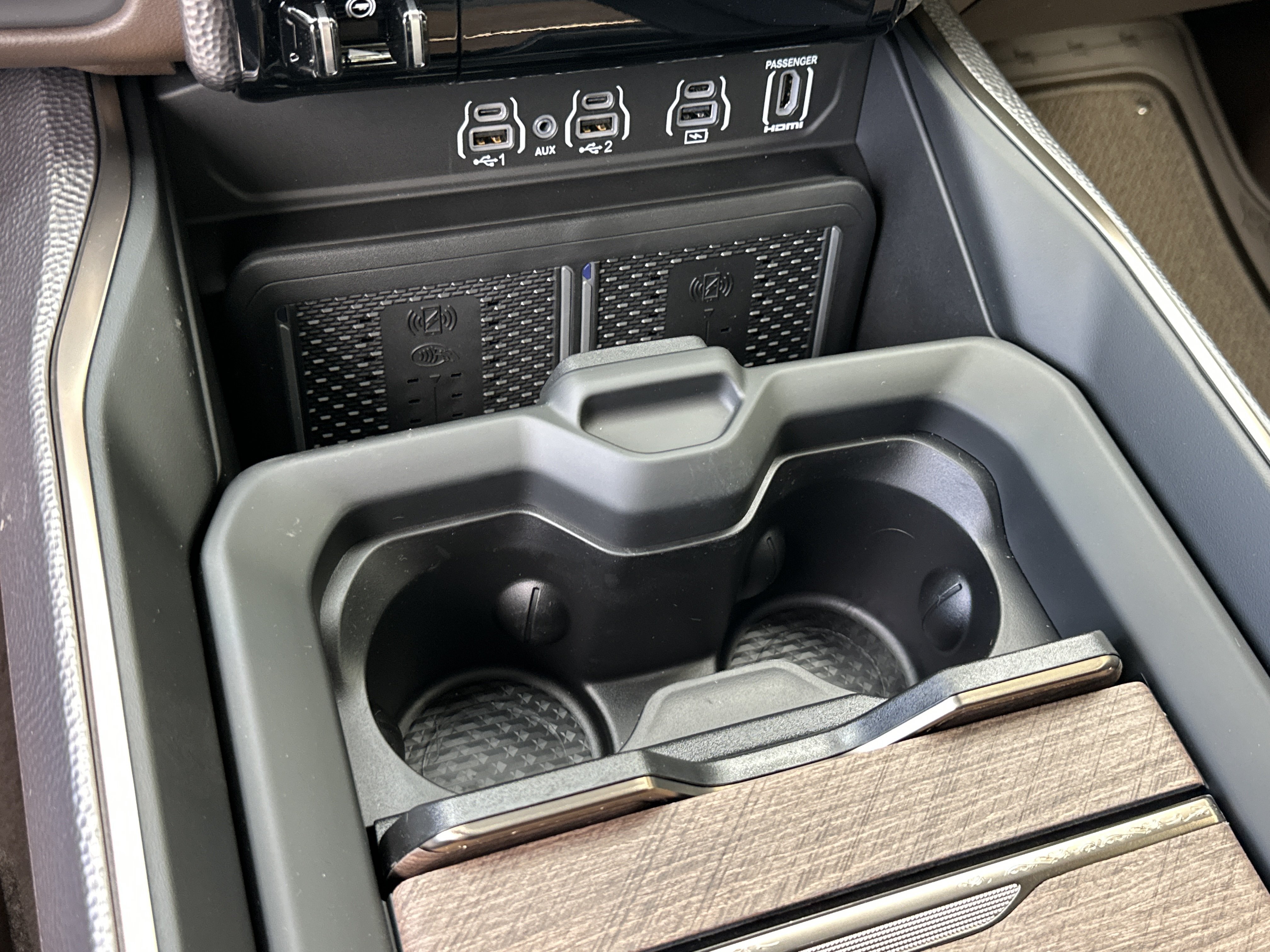 New 2027 RAM 1500 Longhorn AWD/4WD image 6