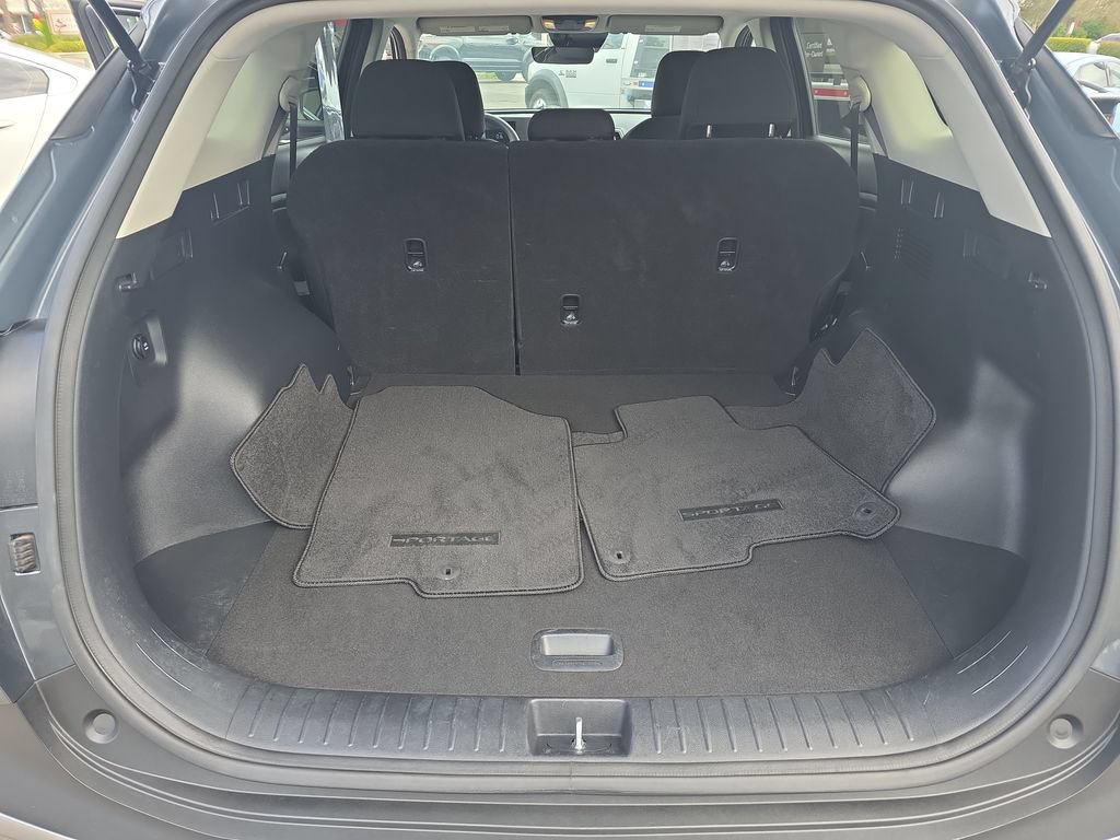 Used 2025 Kia Sportage LX FWD image 20