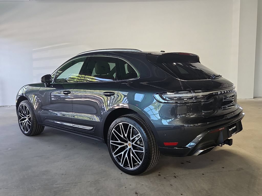 New 2026 Porsche Macan AWD/4WD image 3