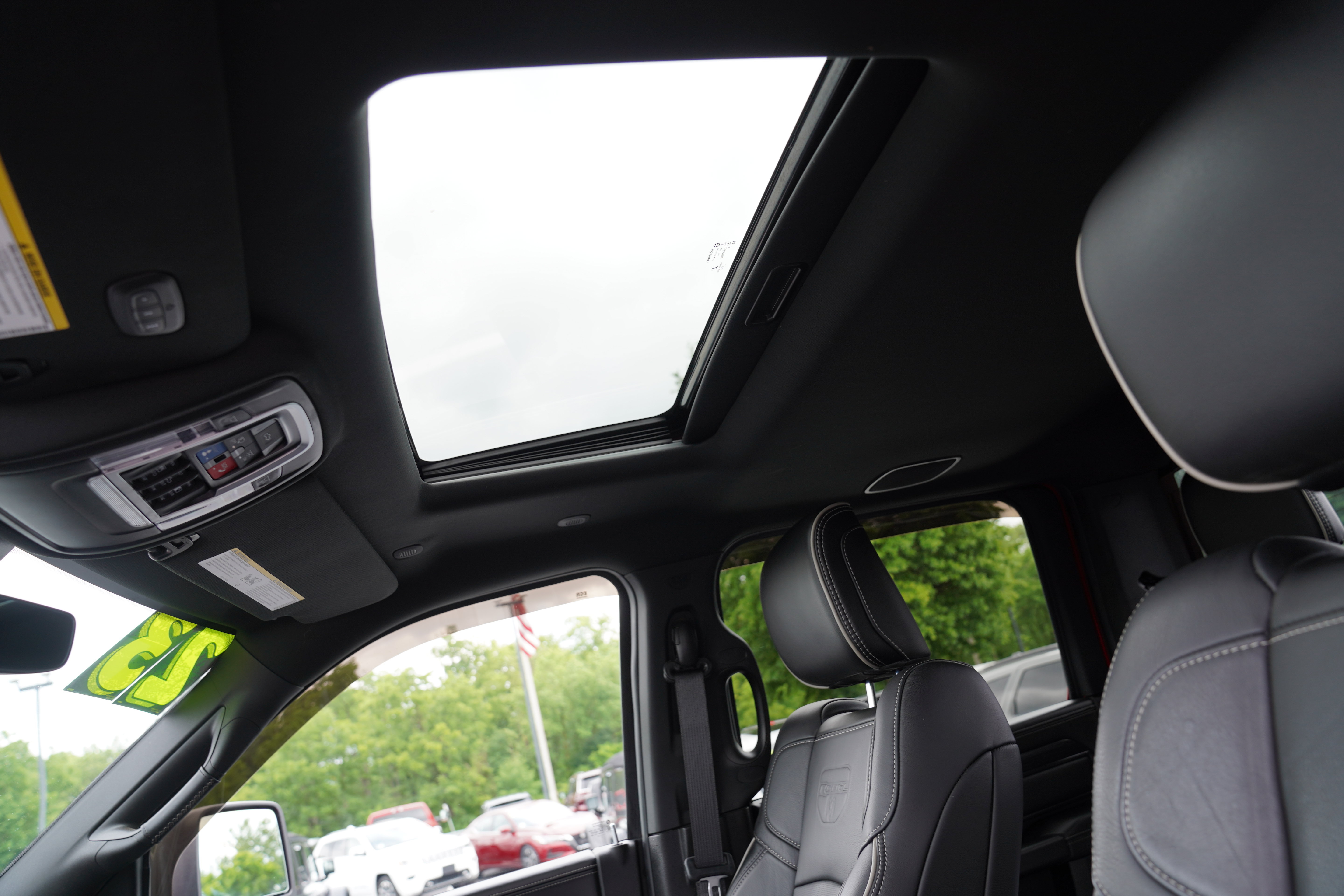 Used 2023 RAM 2500 Rebel w/ Level 2 Equipment Group AWD/4WD image 34