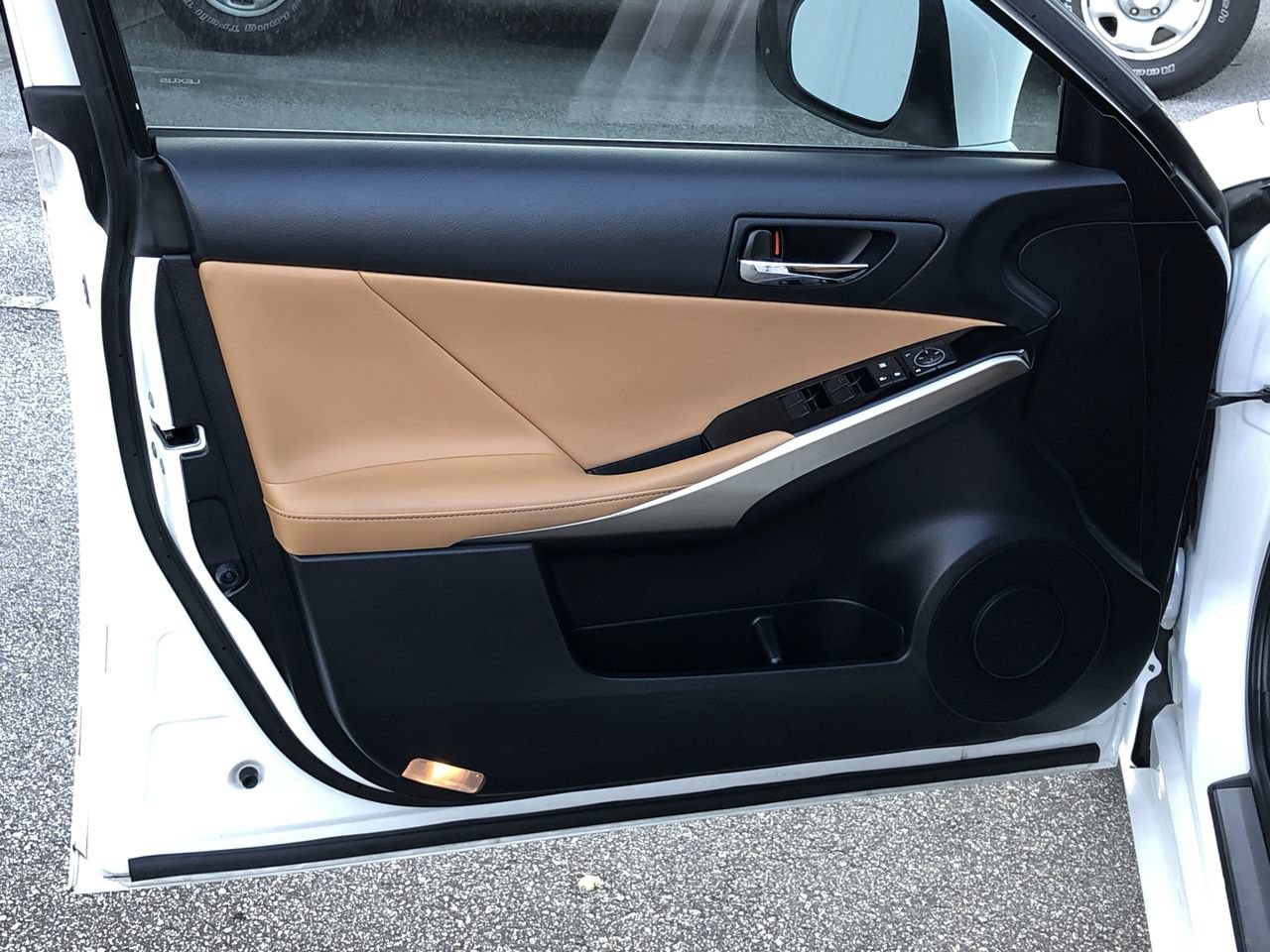 Used 2016 Lexus IS 200t RWD image 14